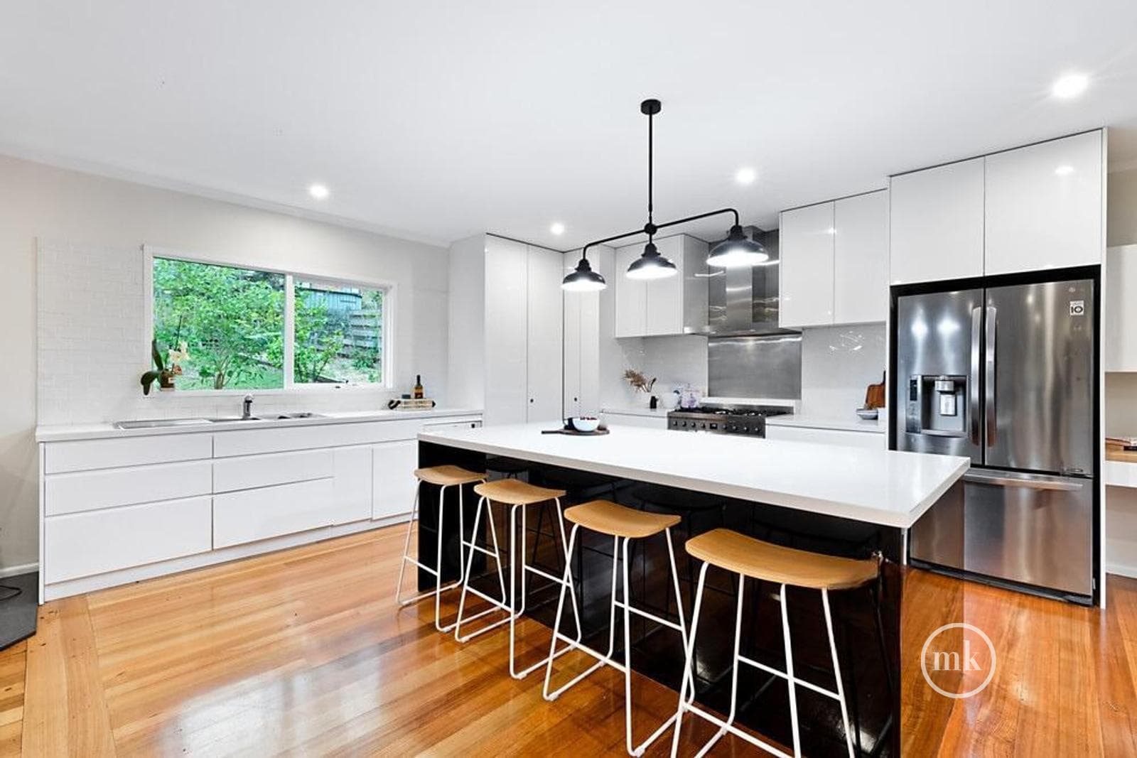 4 Gracedale Avenue, Eltham North, Eltham North - Thumbnail 3