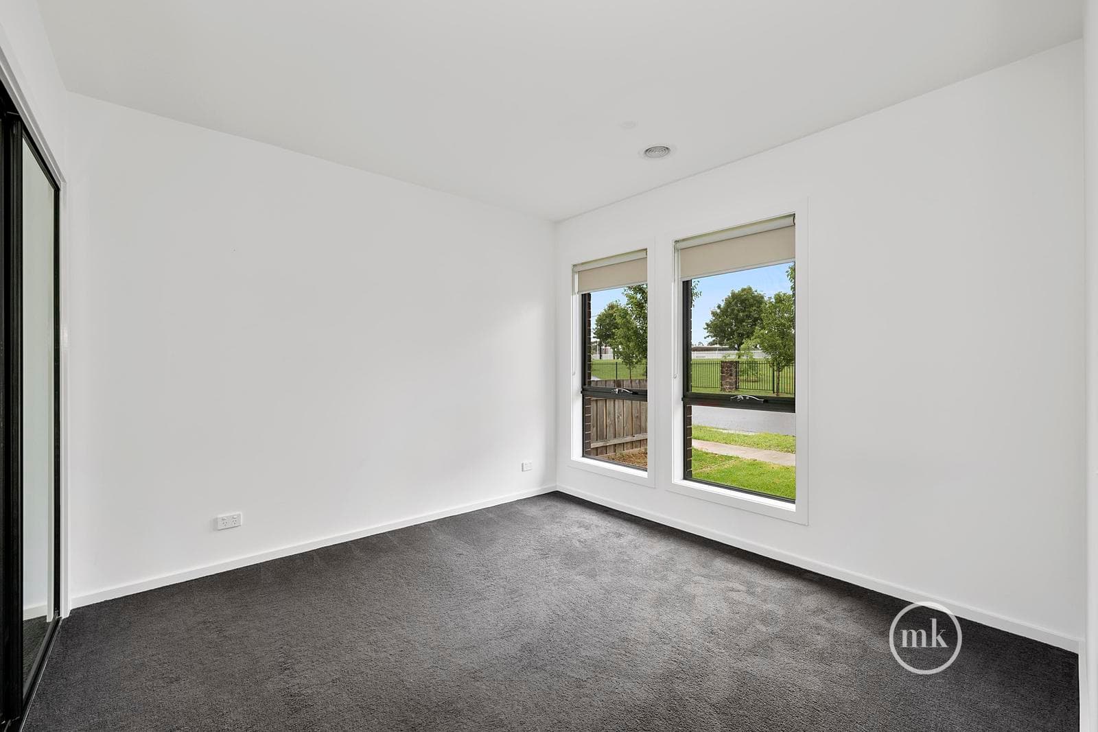 Roxburgh Park, Roxburgh Park - Thumbnail 8