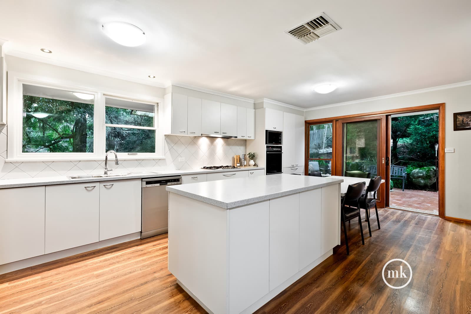 Greensborough, Greensborough - Thumbnail 6