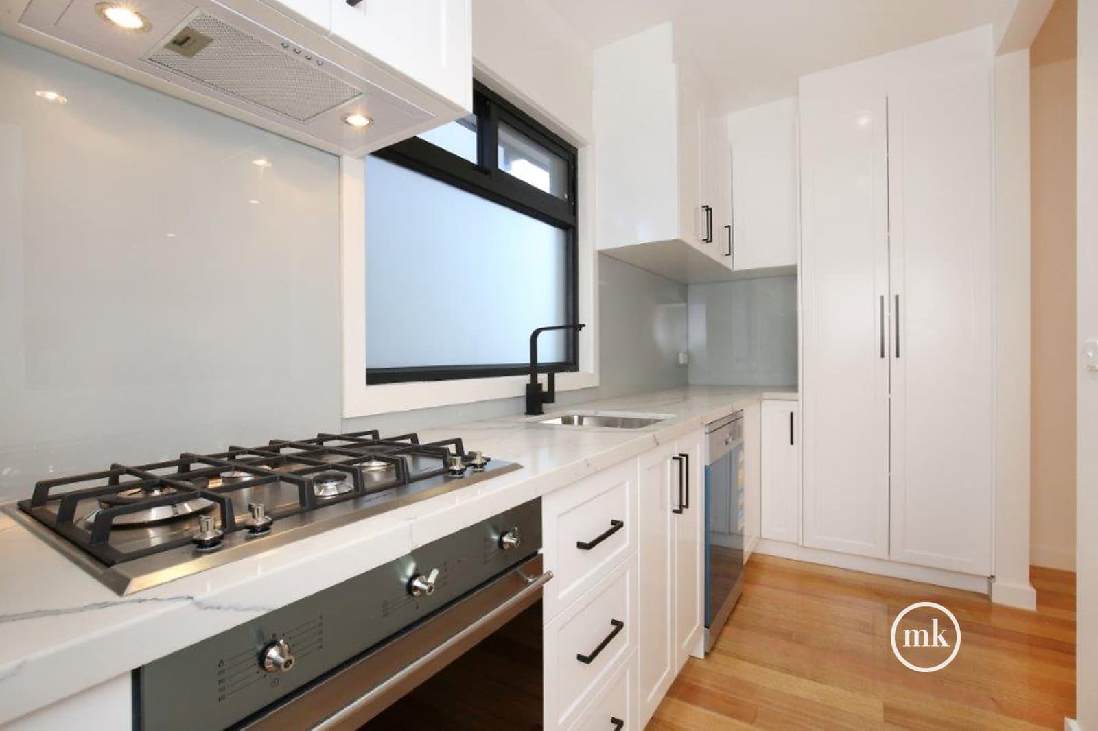 1b Rubicon Street, Reservoir, Reservoir - Thumbnail 5