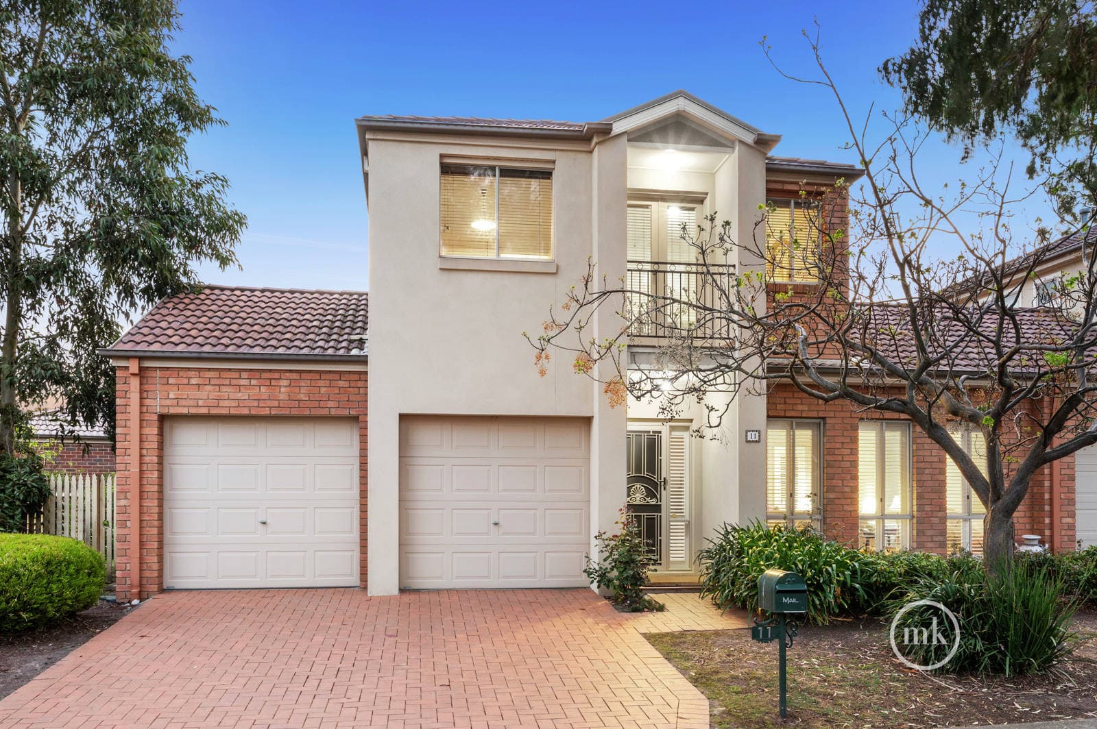 11 Poppy Drive, South Morang, South Morang - Thumbnail 2