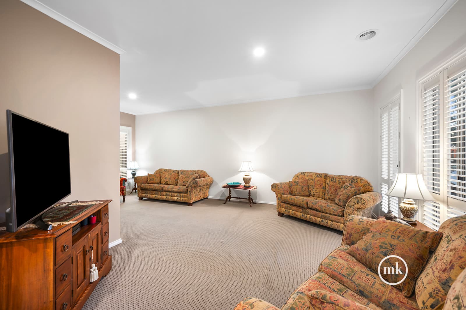 11 Poppy Drive, South Morang, South Morang - Thumbnail 3