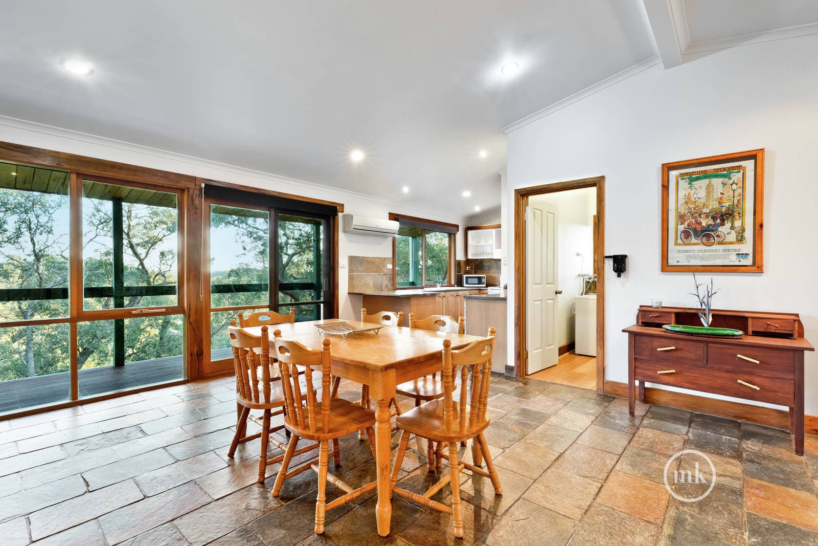 6 Curtain Road, Hurstbridge, Hurstbridge - Thumbnail 7
