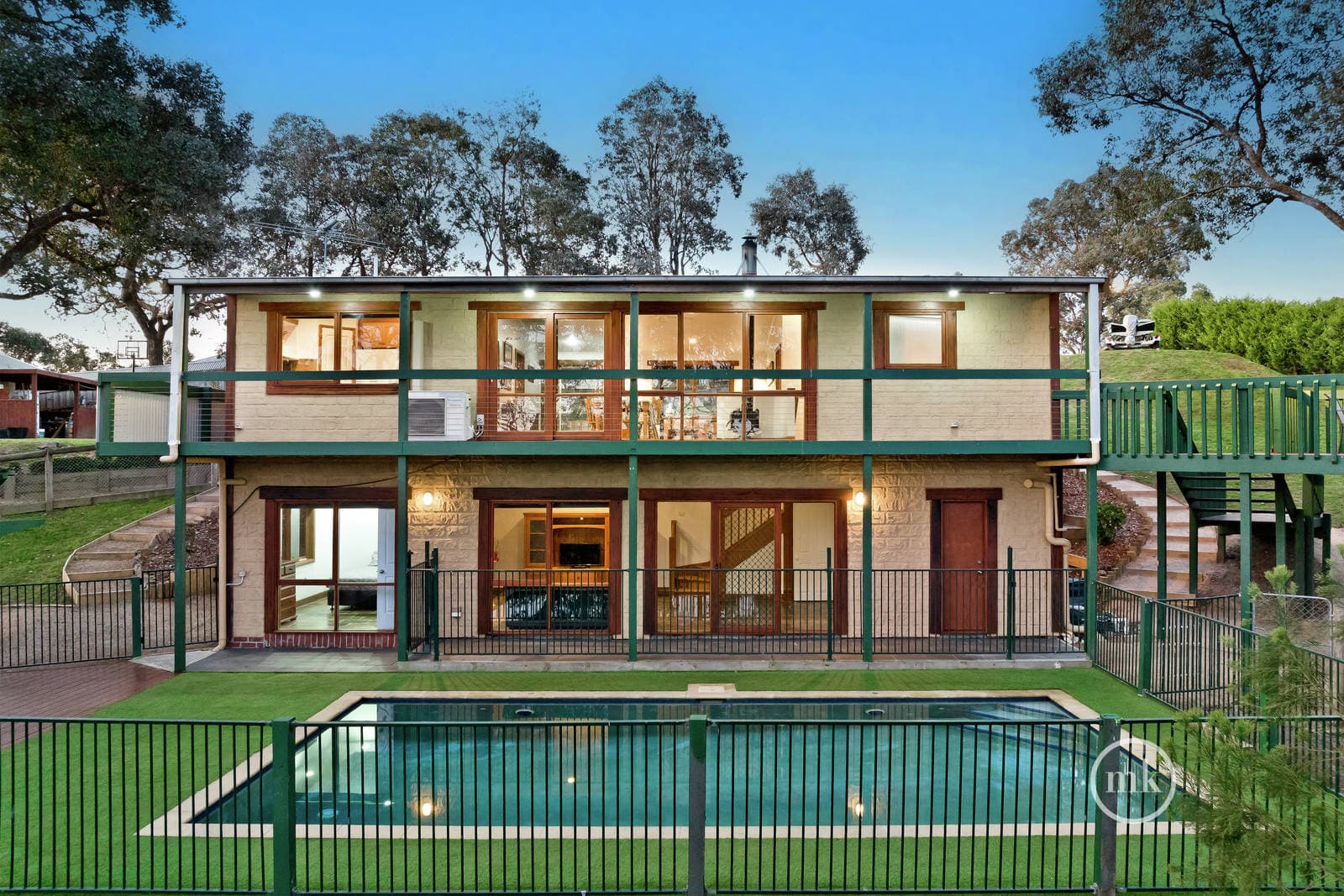 6 Curtain Road, Hurstbridge, Hurstbridge - Thumbnail 3