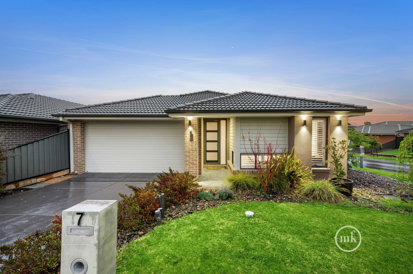 8 Moonee Beach Road, Moonee Beach, NSW, 2450, Moonee Beach - Thumbnail 2