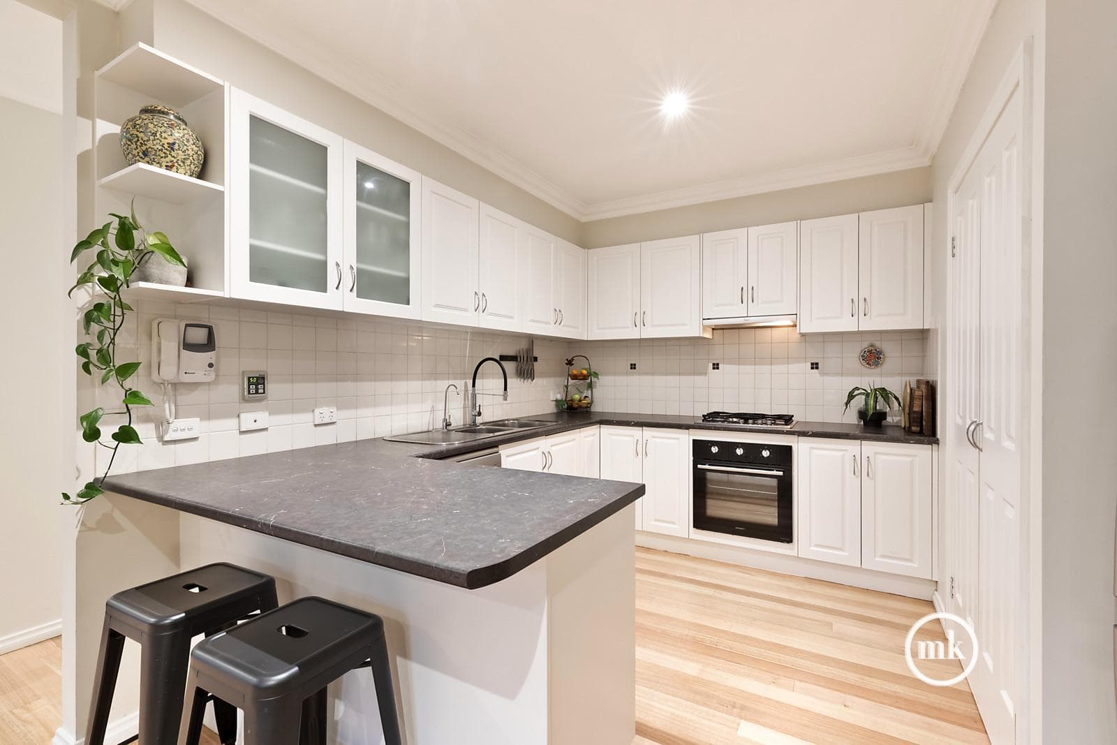 2/20 Willis Street, Greensborough, Greensborough - Thumbnail 5