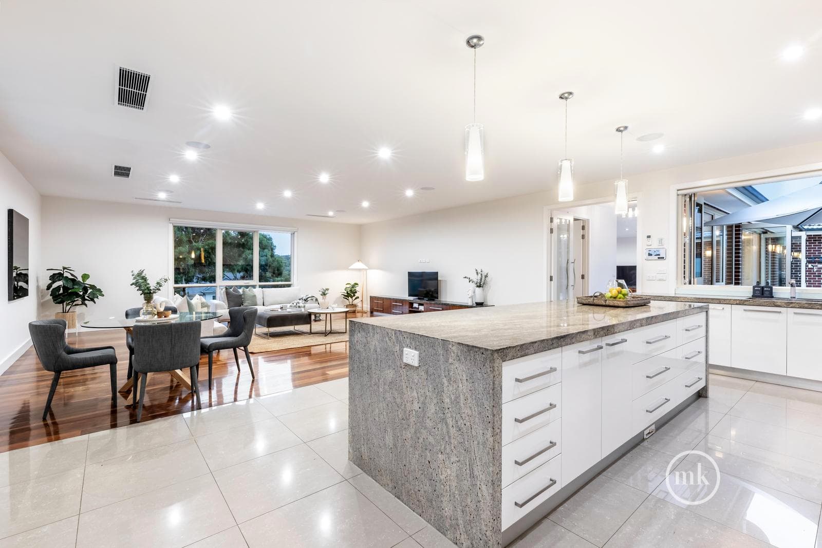 Greensborough, Greensborough - Thumbnail 8