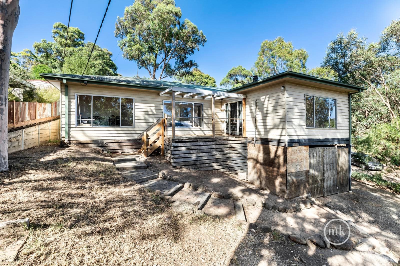 Hurstbridge, Hurstbridge - Thumbnail 2