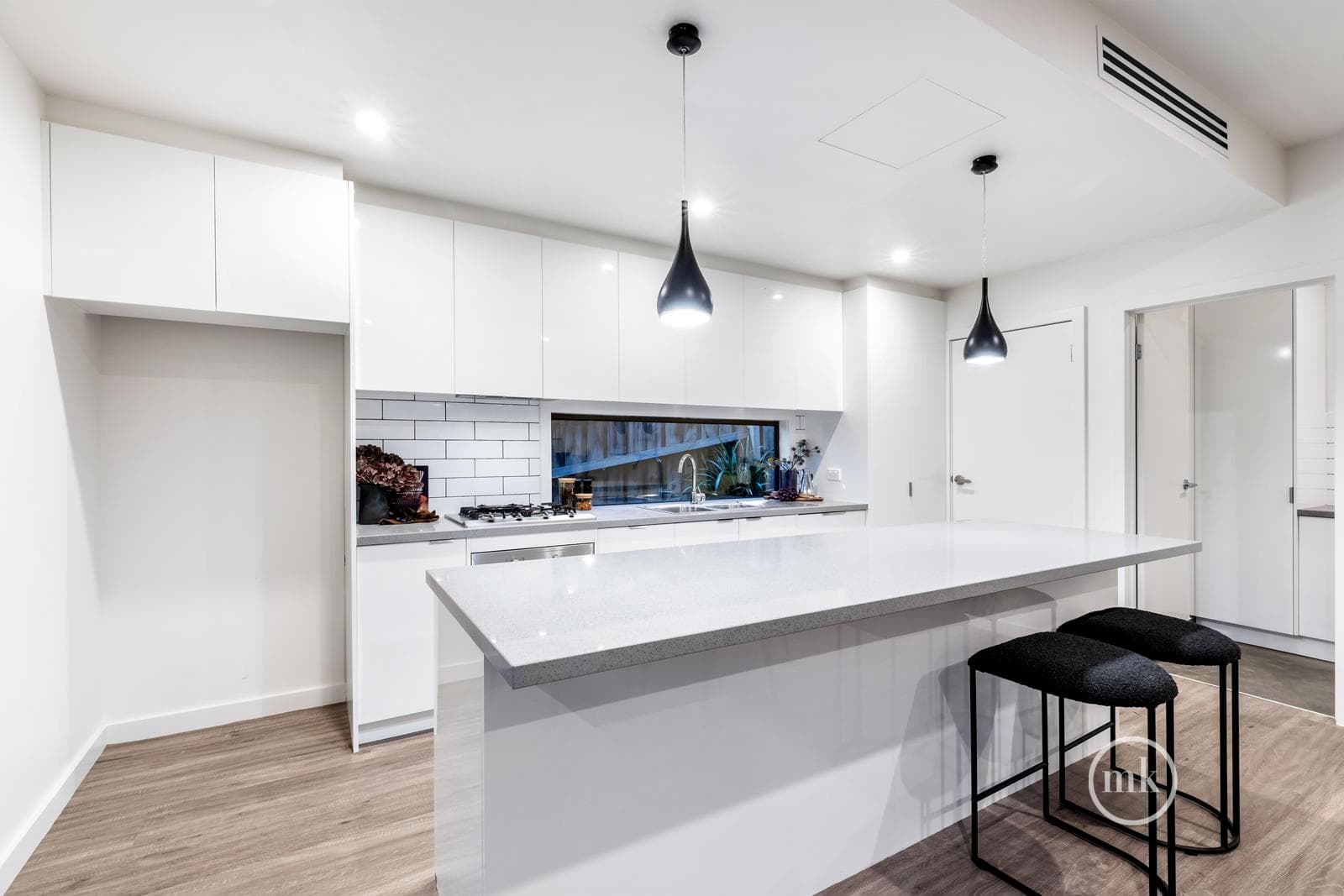 4/209 Nepean Street, Greensborough, Greensborough - Thumbnail 6