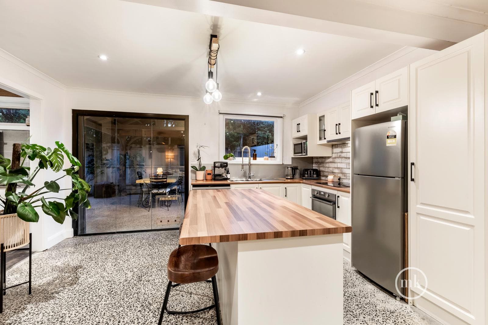 8/12 Parkview Avenue, Greensborough, Greensborough - Thumbnail 4