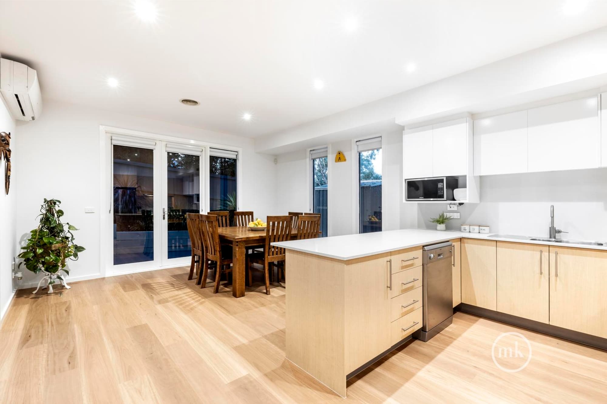 11 River Gum Close, Diamond Creek, Diamond Creek - Thumbnail 4