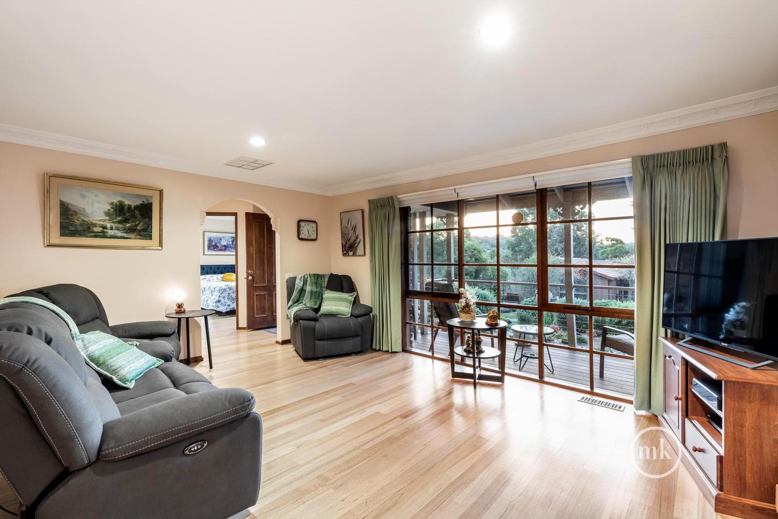 Eltham North, Eltham North - Thumbnail 4