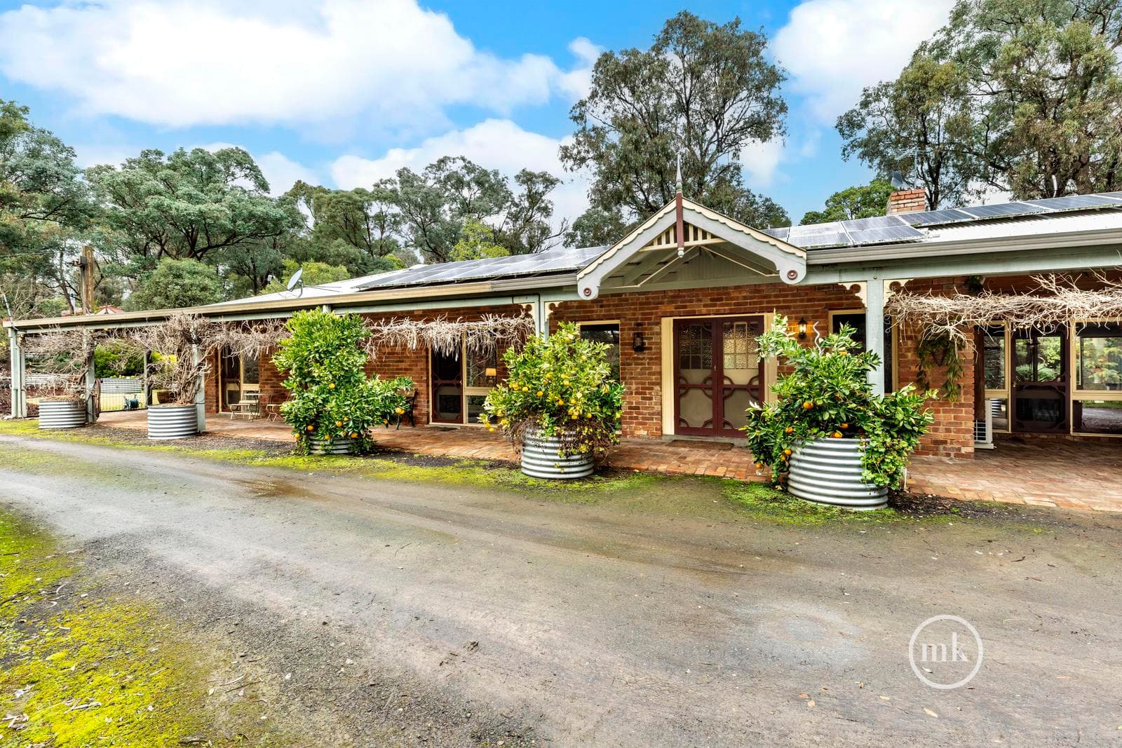 Hurstbridge, Hurstbridge - Thumbnail 3