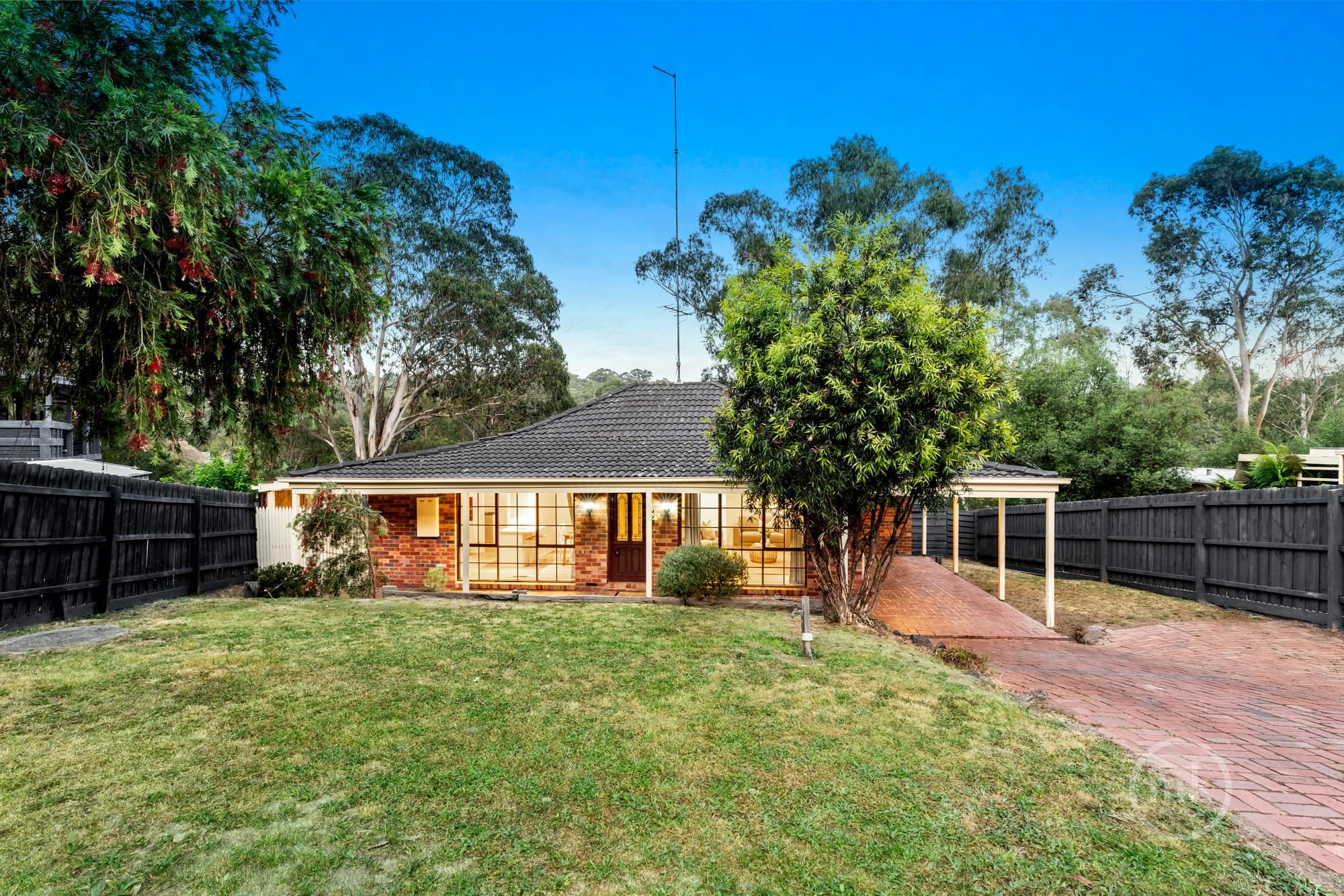 Greensborough, Greensborough - Thumbnail 2
