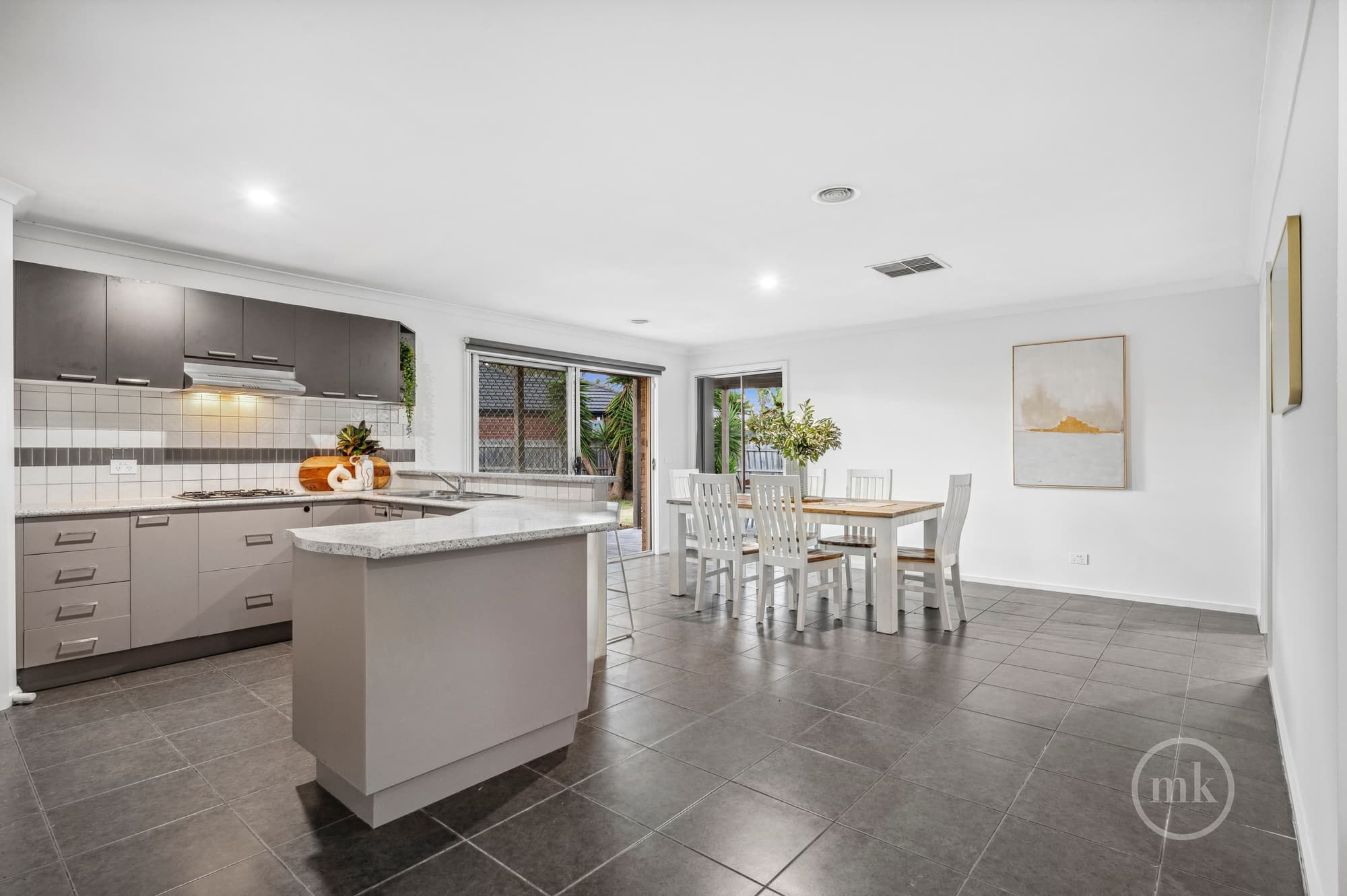 604 Findon Road, South Morang, South Morang - Thumbnail 5