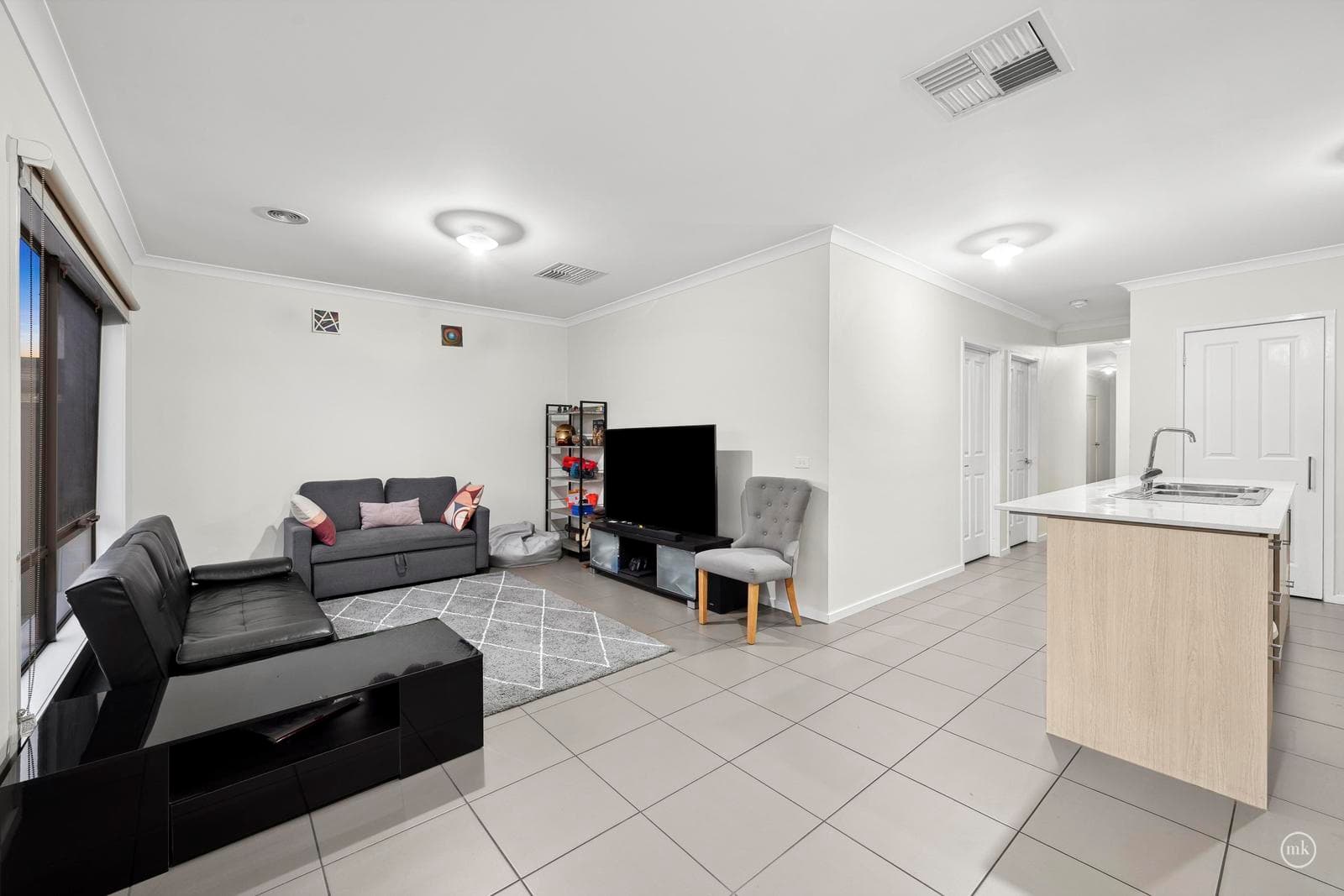 2/69 Hemmings Street, Dandenong, Wollert - Thumbnail 4
