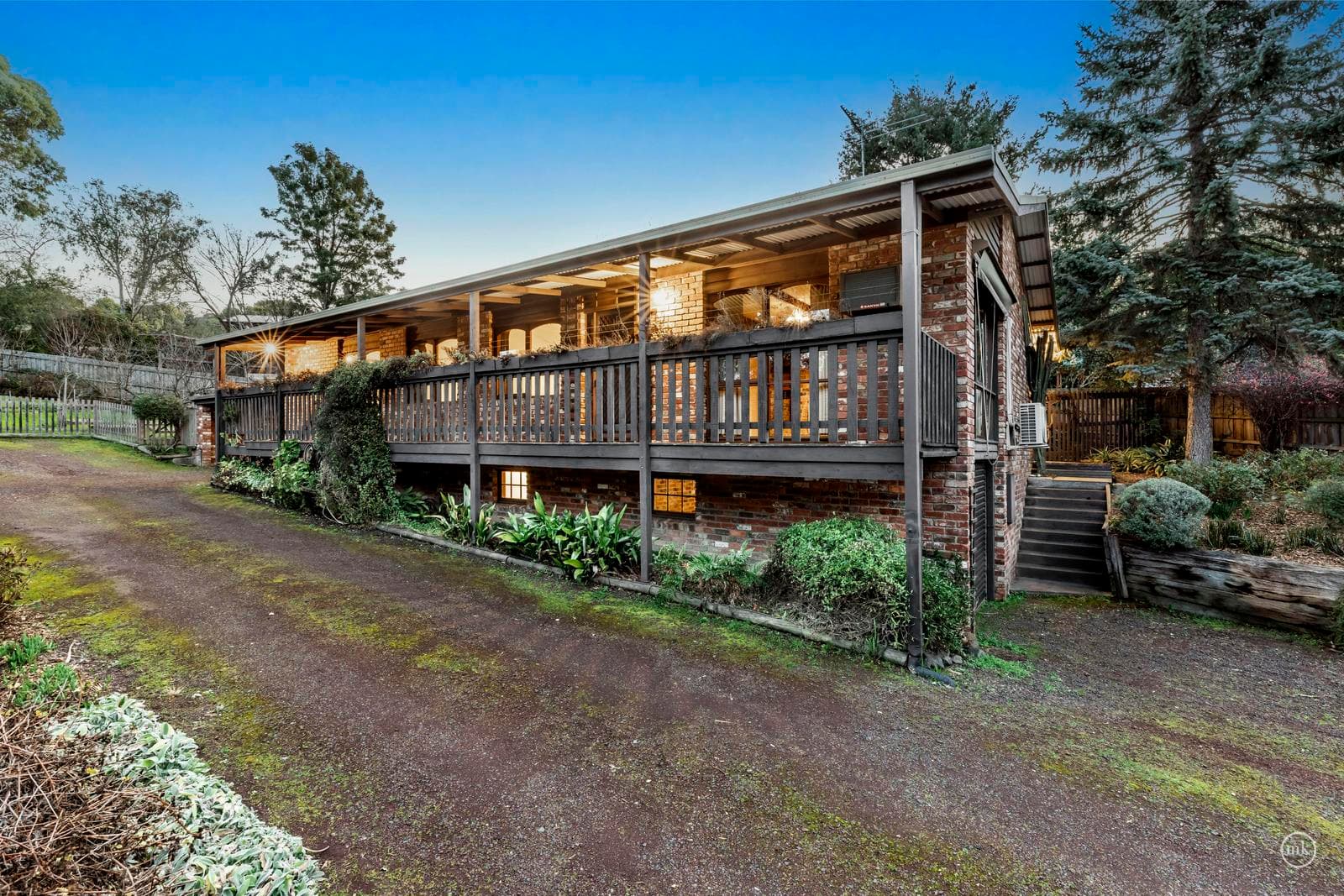 11 Highbrook Court, Diamond Creek, Diamond Creek - Thumbnail 2