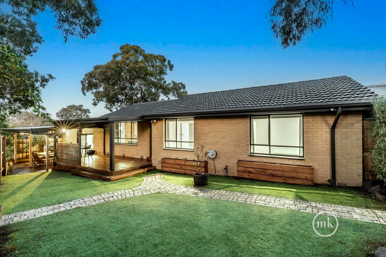 Greensborough, Greensborough - Thumbnail 2