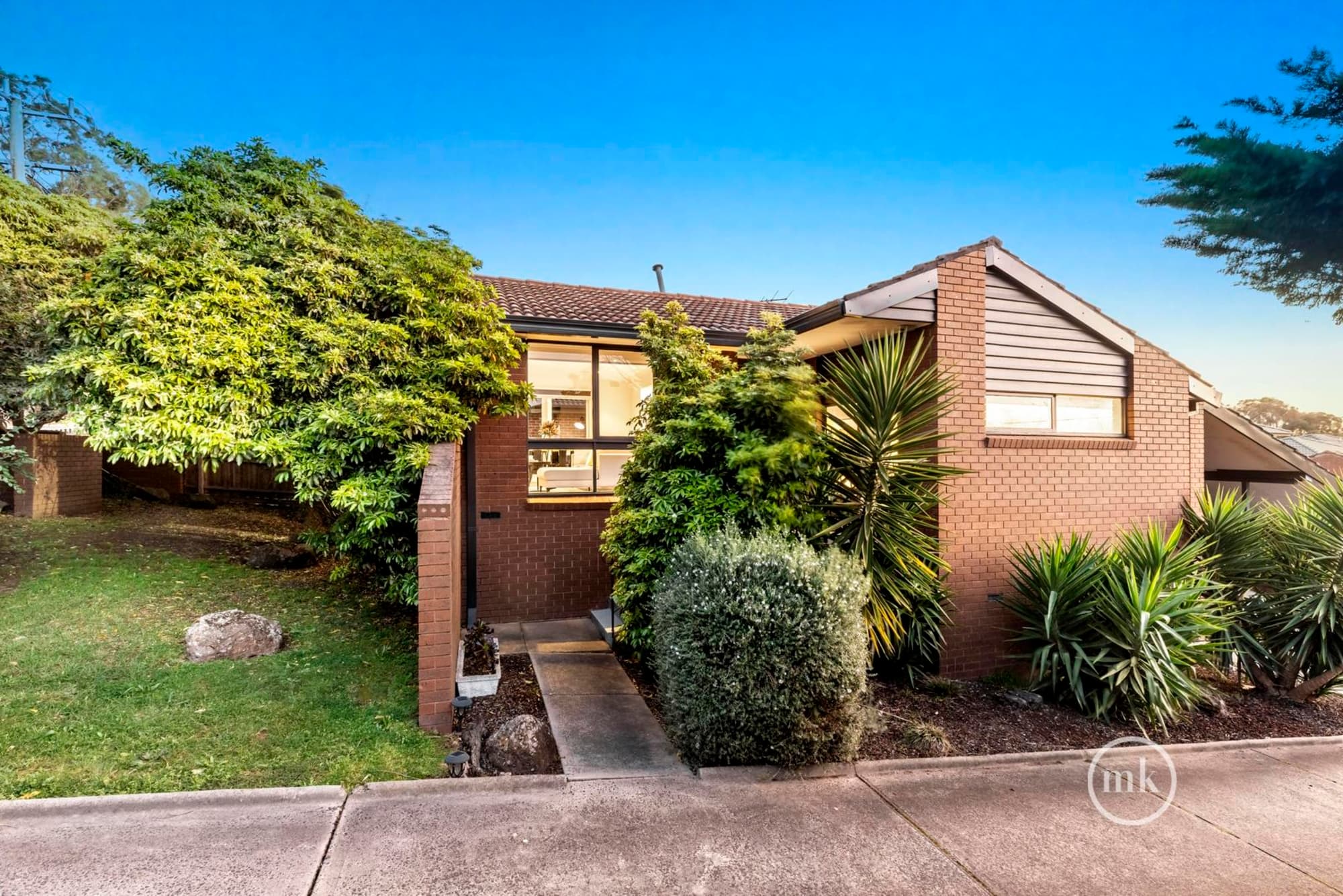 3/60 Cleeland Street, Dandenong, Greensborough - Thumbnail 2