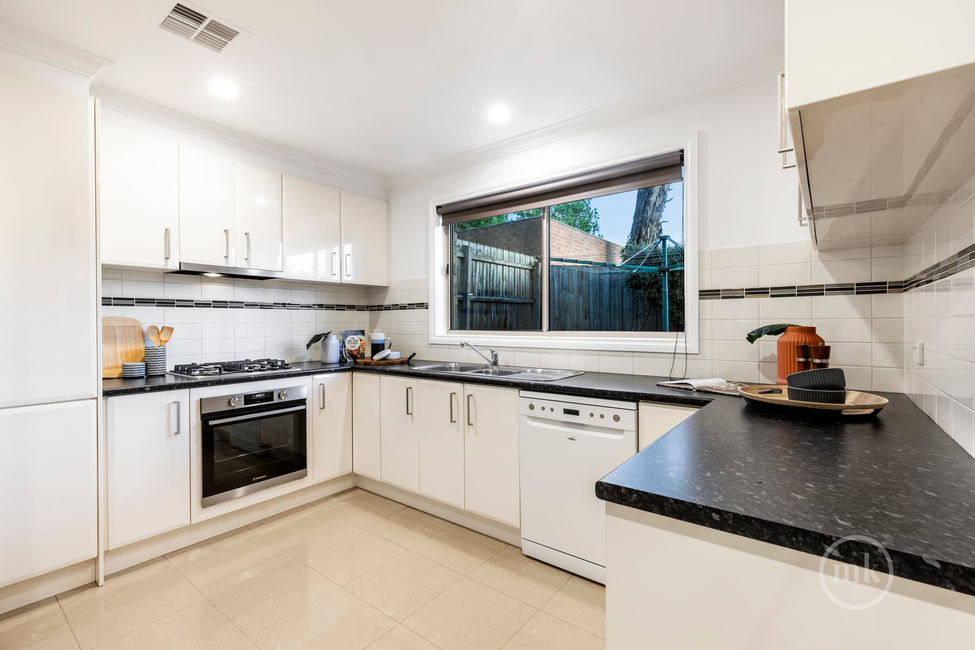2/8 Tennyson Street, Watsonia, Watsonia - Thumbnail 4