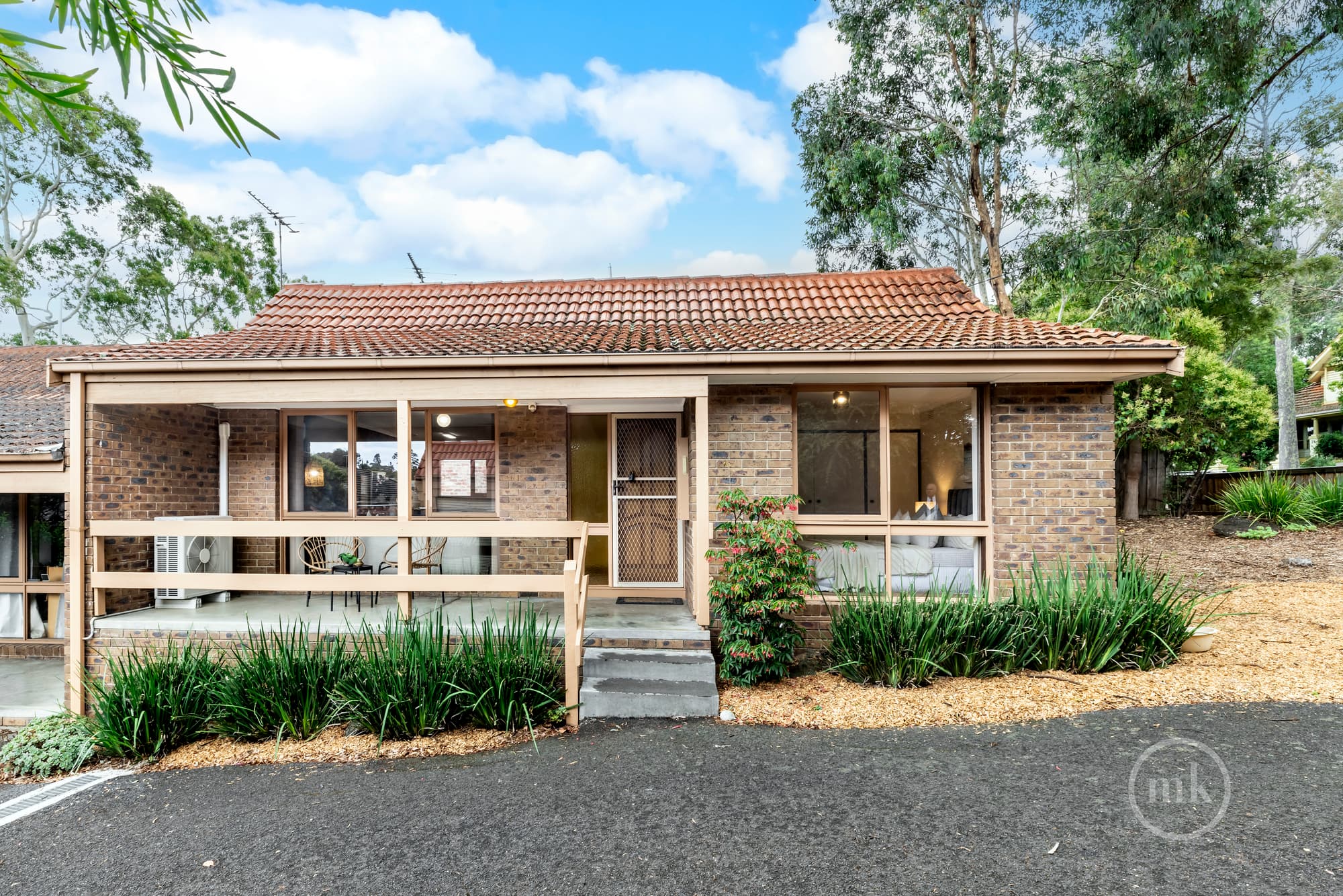 1/17 Gladstone Road, Briar Hill, Briar Hill - Thumbnail 2