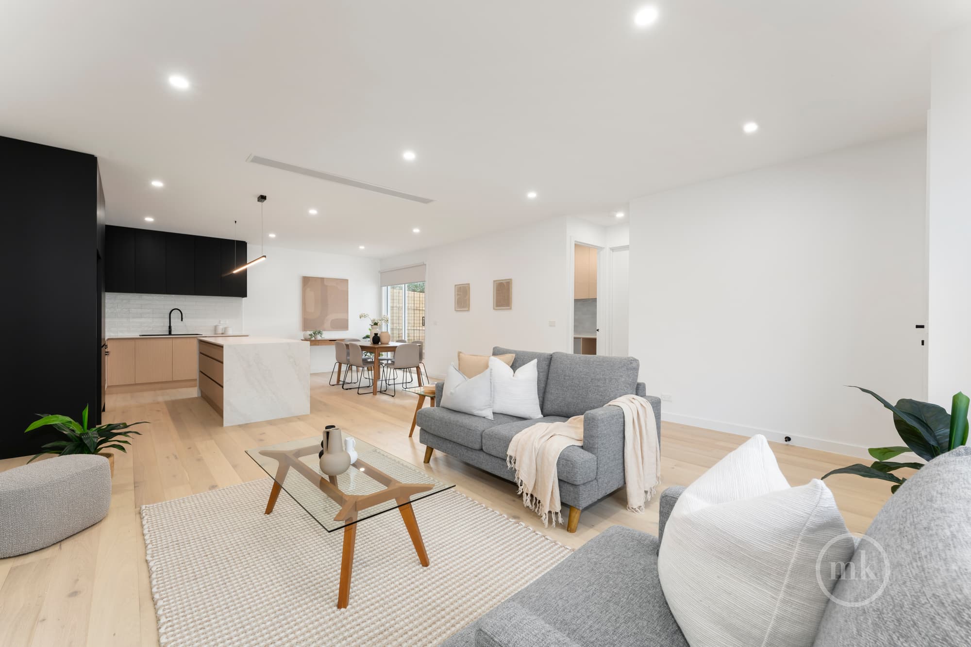 2/90 Plenty Lane, Greensborough, Greensborough - Thumbnail 3