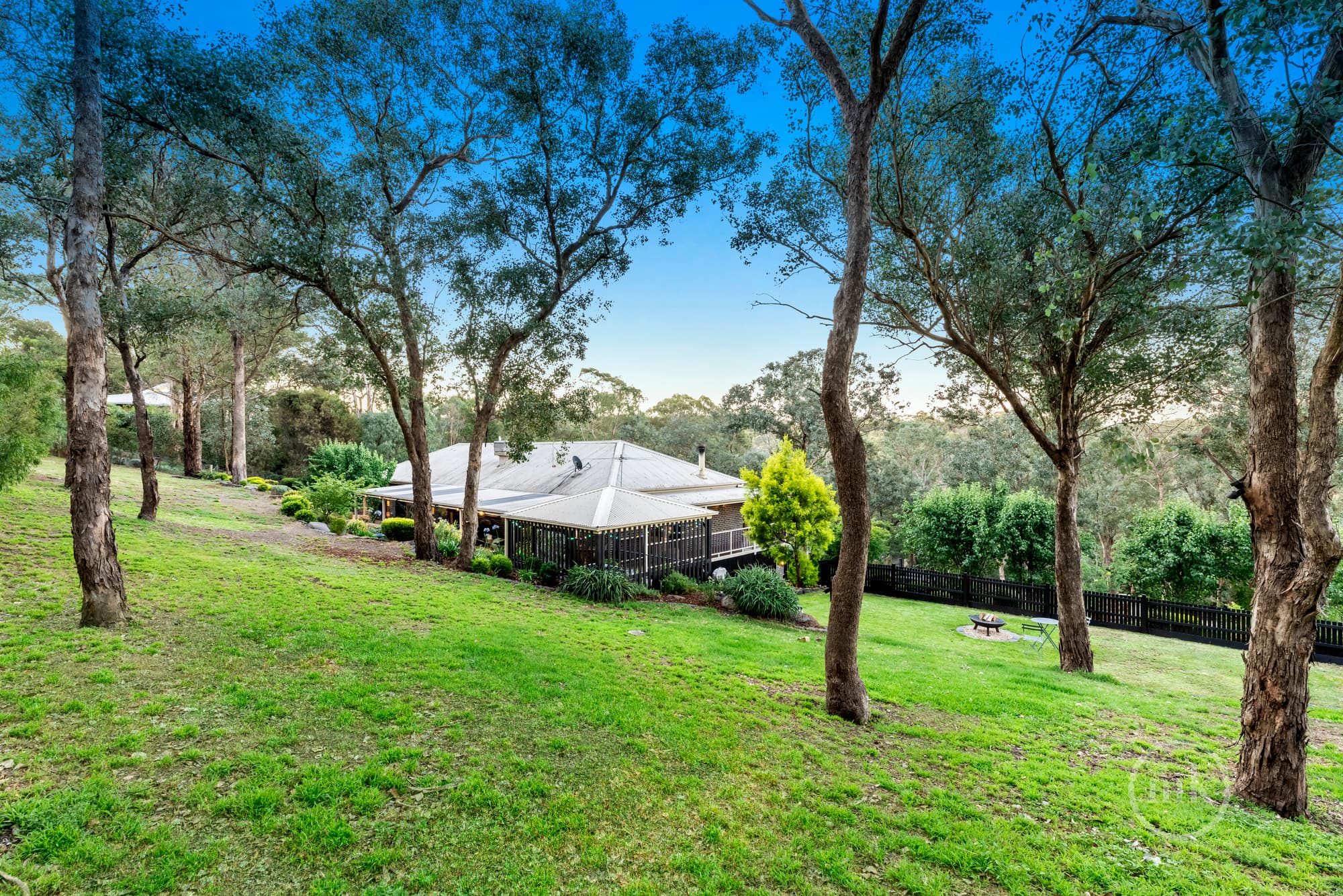 Hurstbridge, Hurstbridge - Thumbnail 2