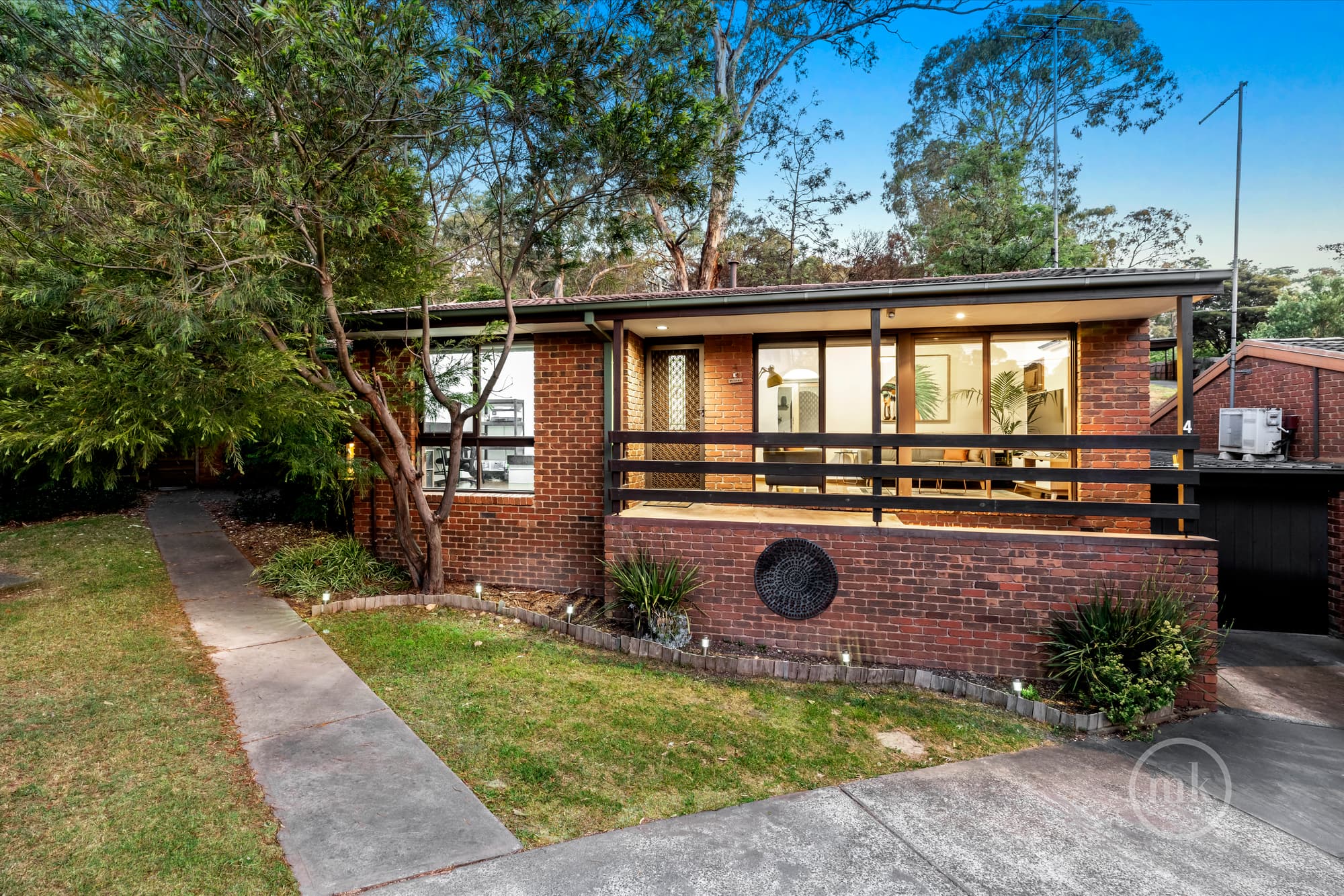 4/82-84 Diamond Creek Road, Greensborough, Greensborough - Thumbnail 2