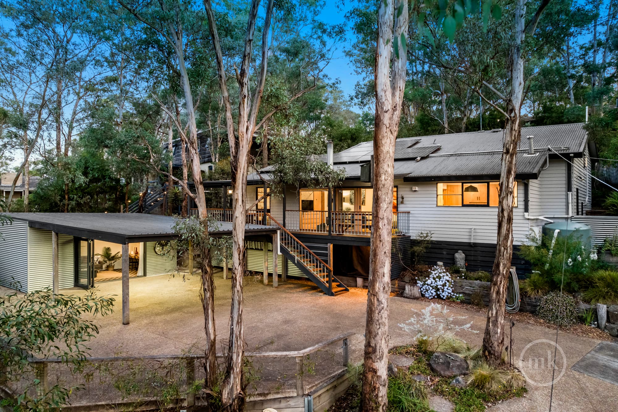 Hurstbridge, Hurstbridge - Thumbnail 2