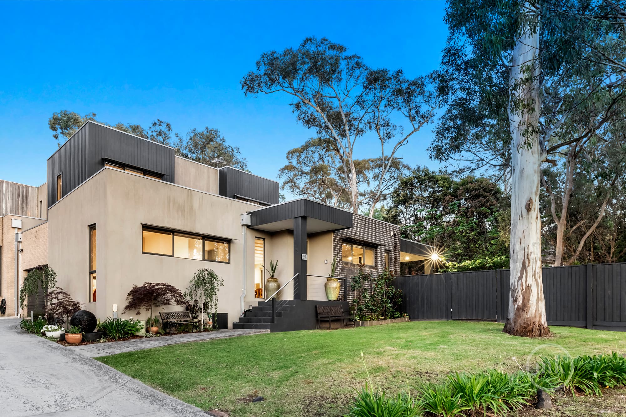 1/3 Willis Street, Greensborough, Greensborough - Thumbnail 2