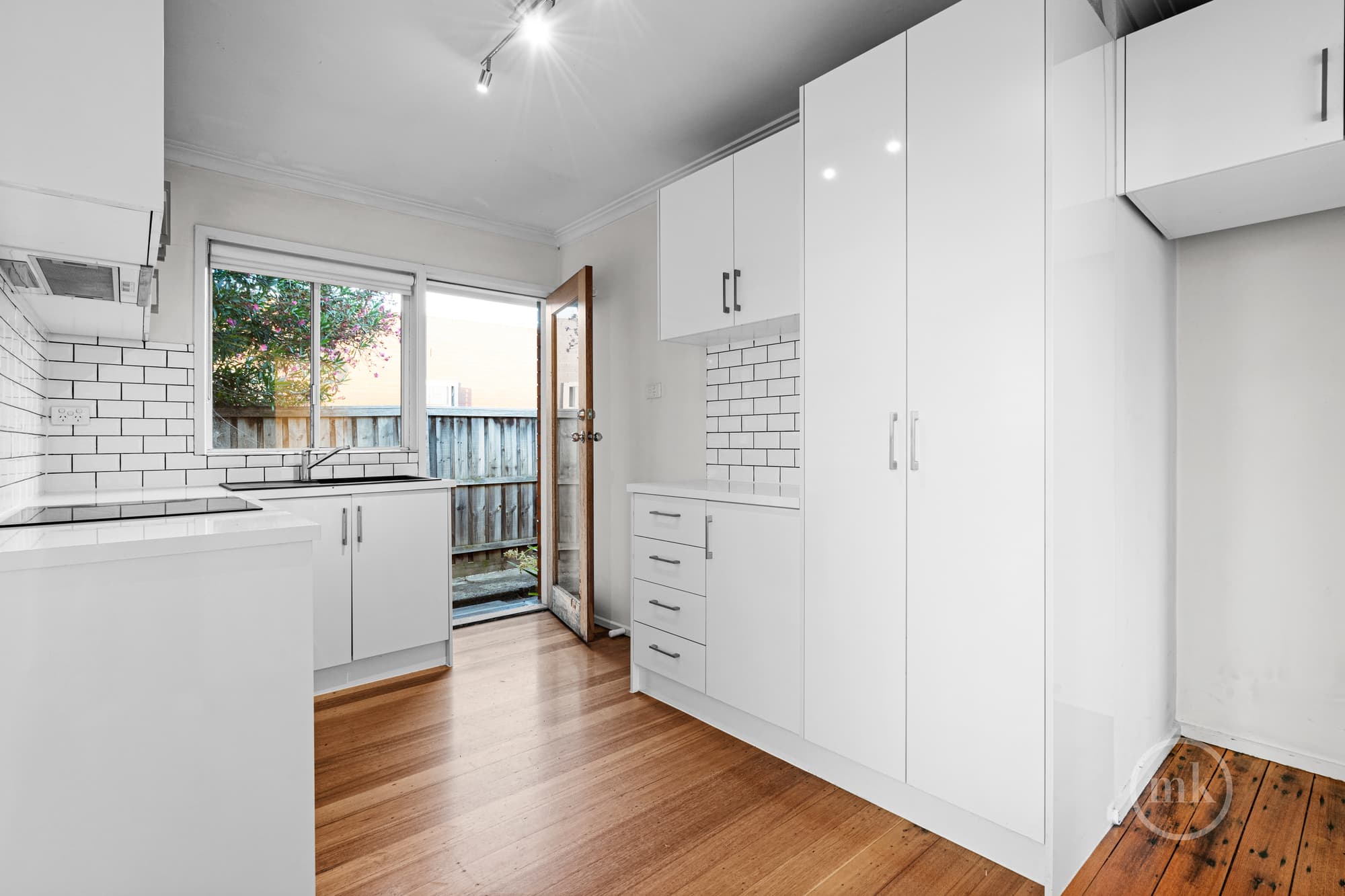 1-3/88 Mcfadzean Avenue, Reservoir, Reservoir - Thumbnail 8