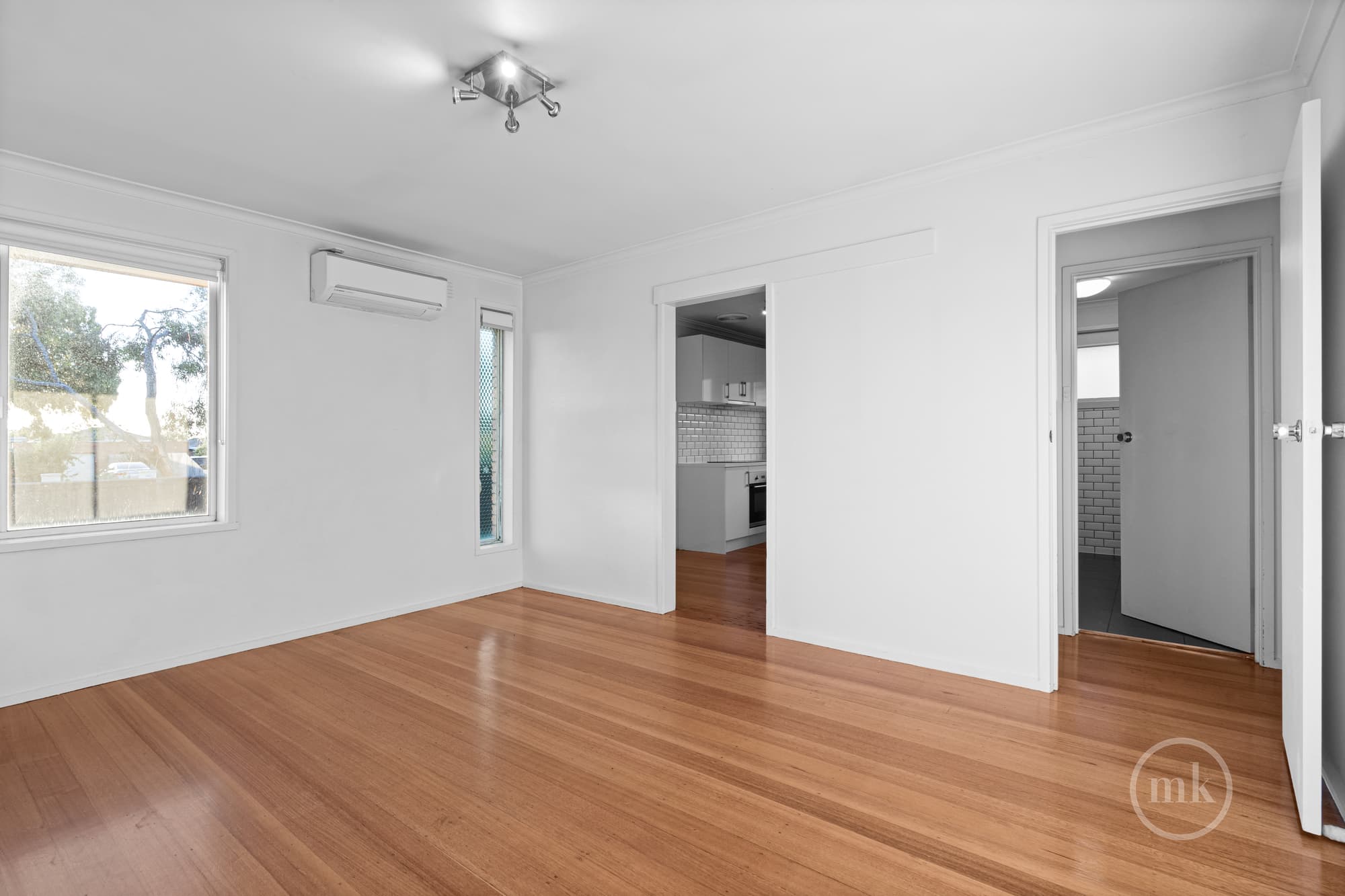 1-3/88 Mcfadzean Avenue, Reservoir, Reservoir - Thumbnail 7