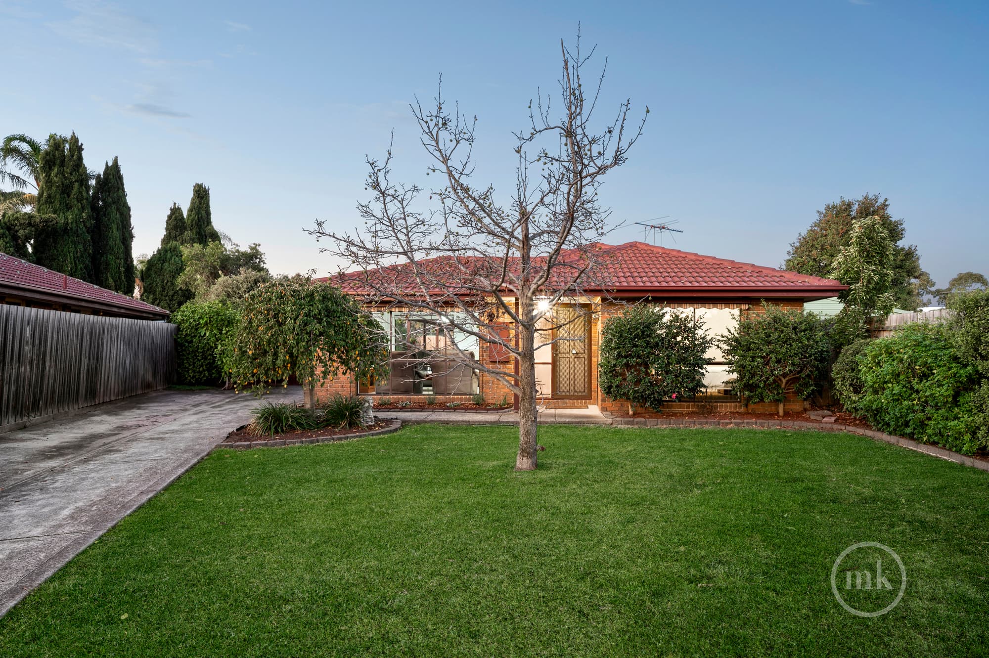 329 Yallambie Road, Yallambie, Mill Park - Thumbnail 3