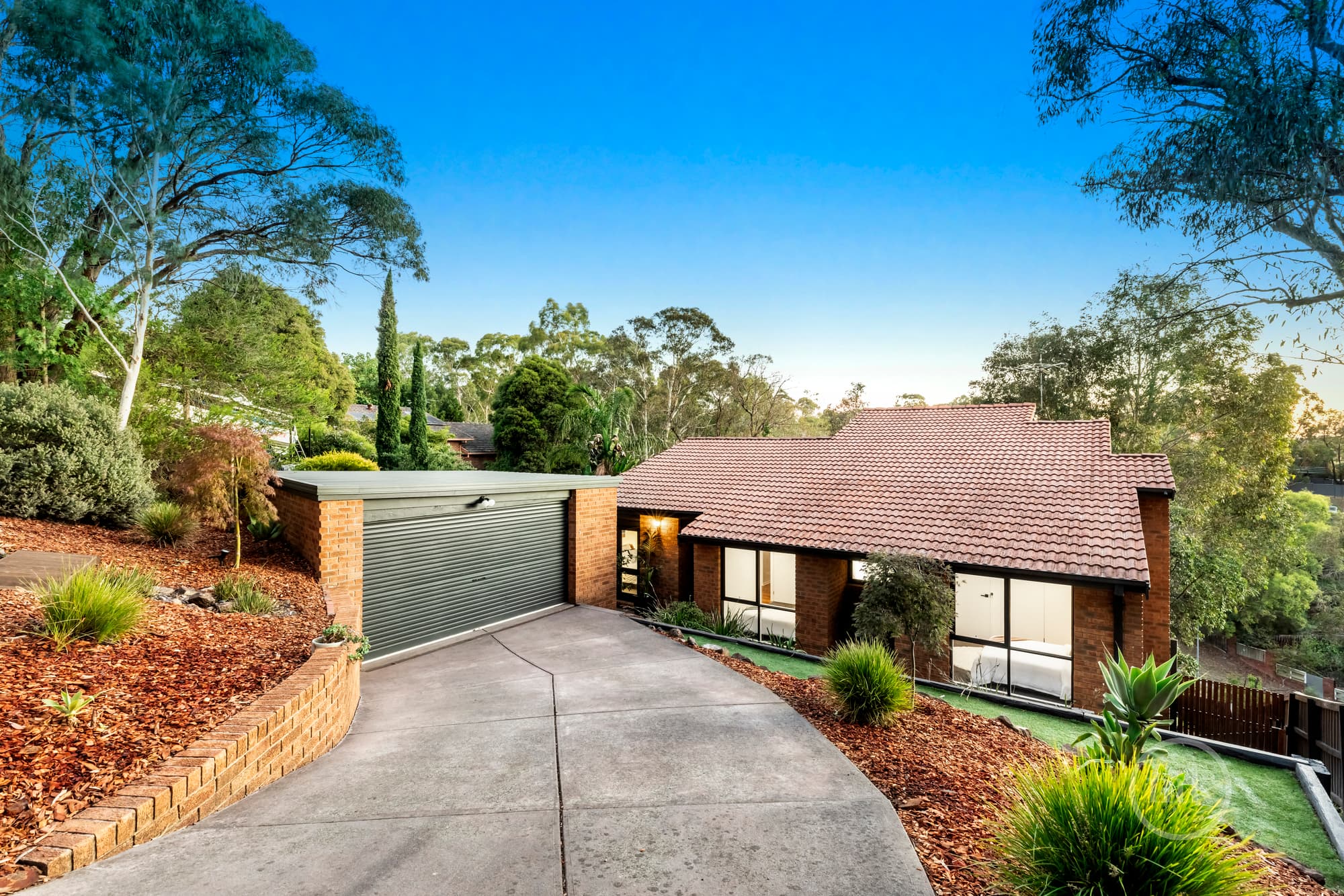 Greensborough, Greensborough - Thumbnail 2