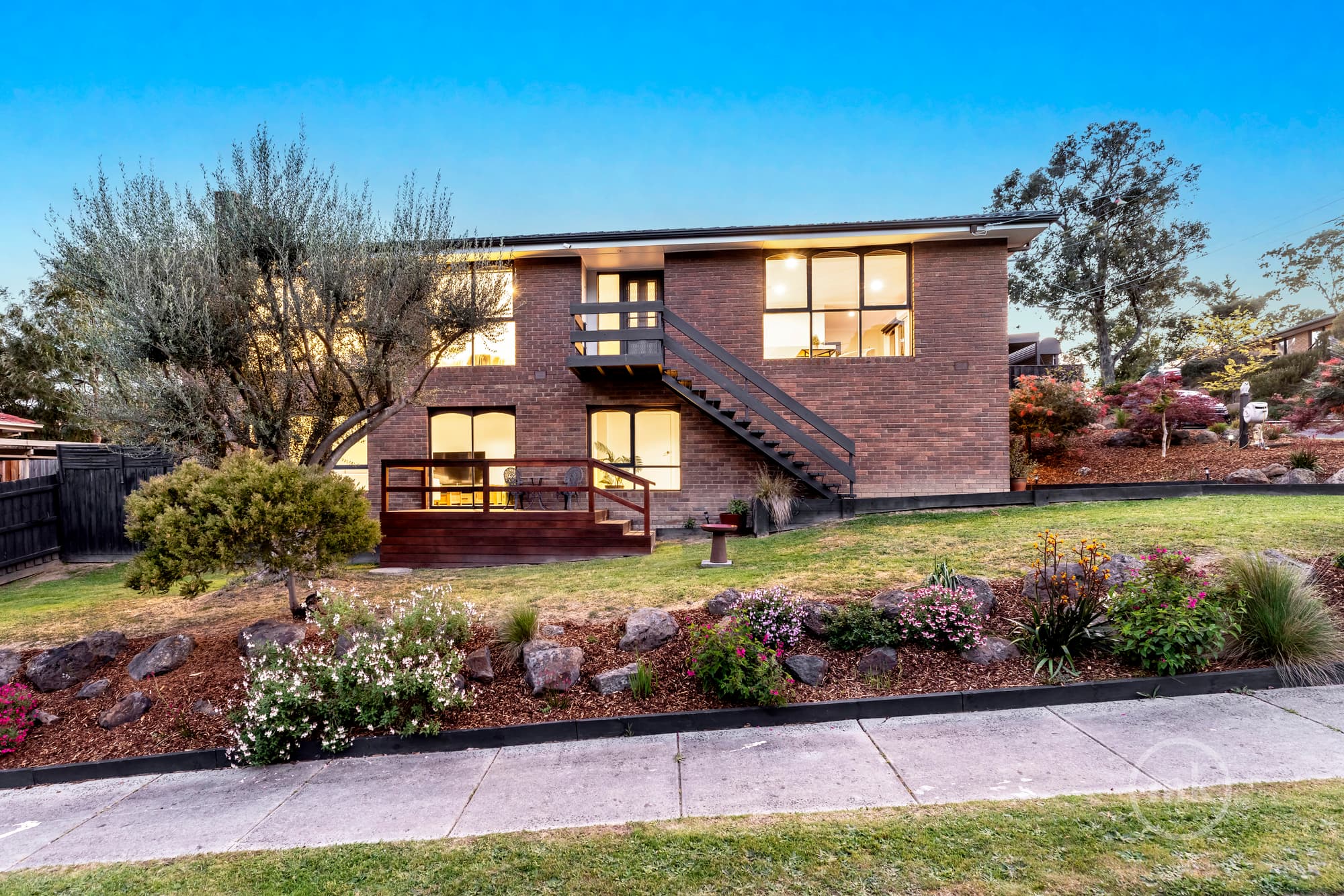 Greensborough, Greensborough - Thumbnail 2