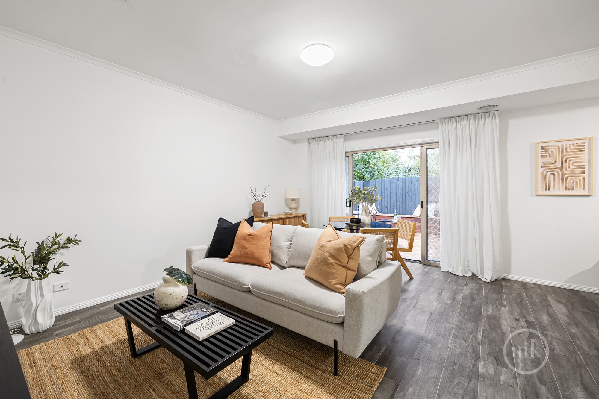 2/129 Mountain View Road, Briar Hill, Briar Hill - Thumbnail 3