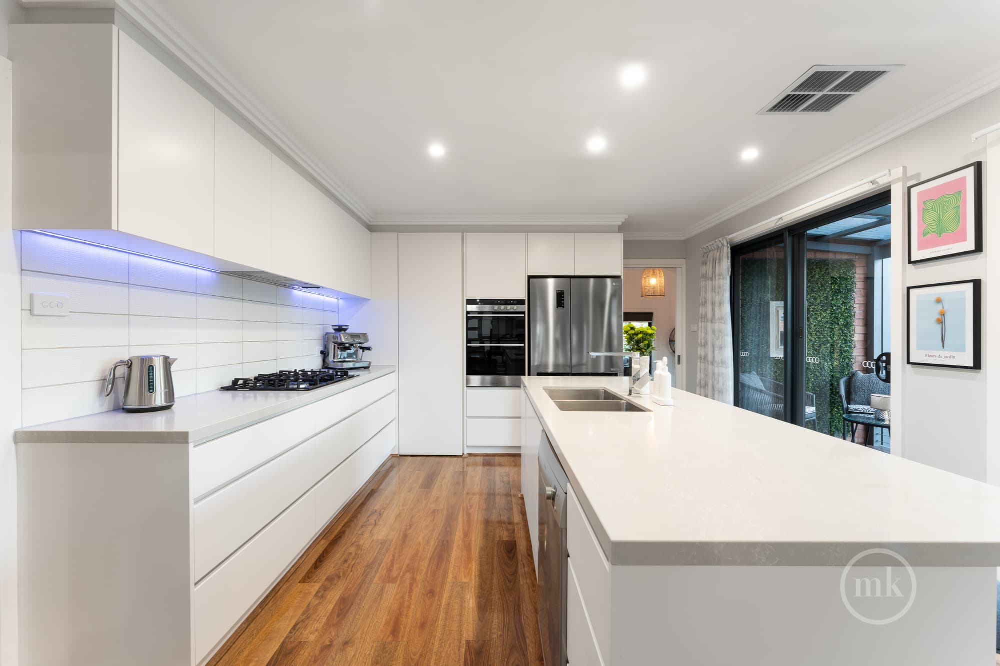 Greensborough, Greensborough - Thumbnail 3