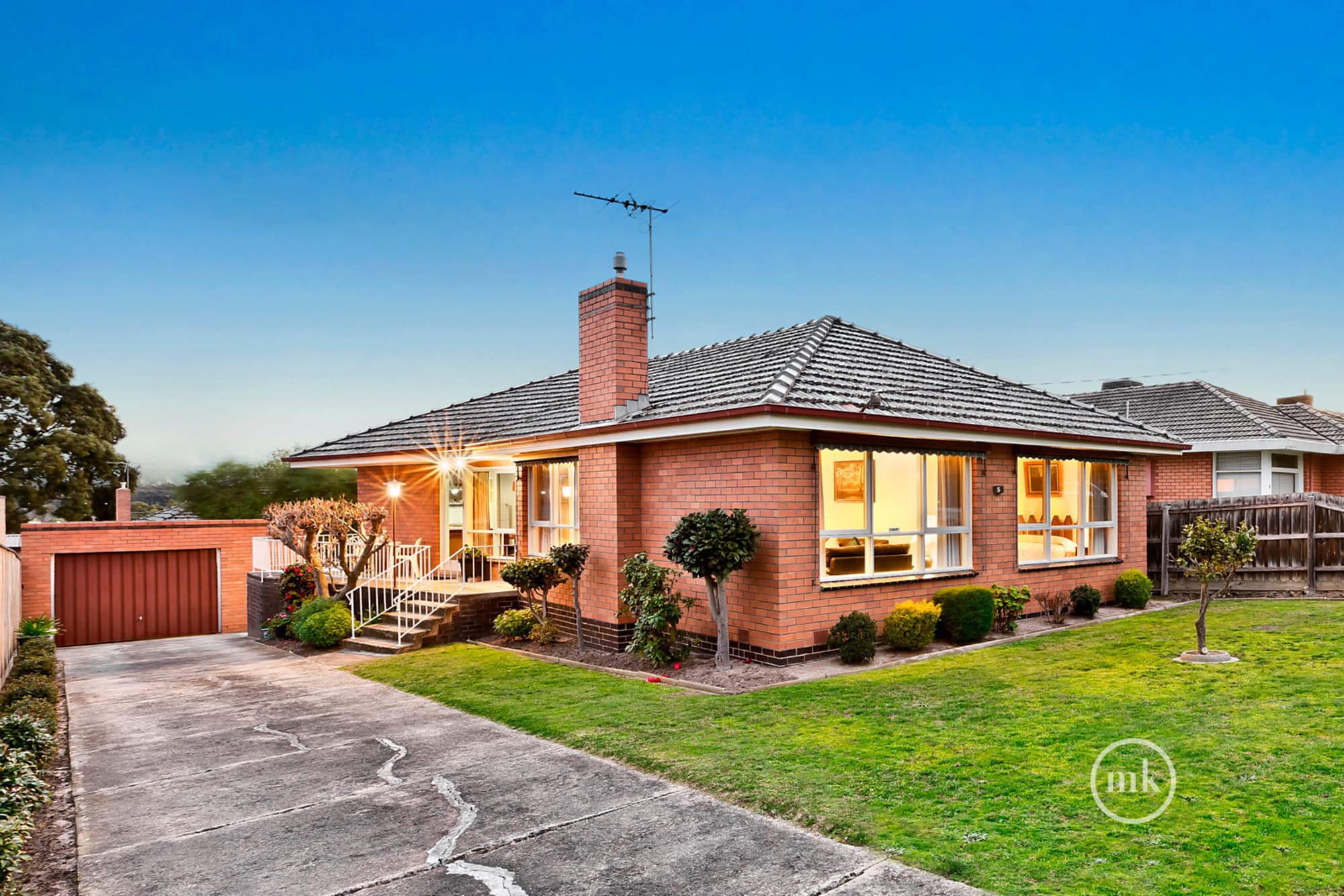 Watsonia, Watsonia - Image 1
