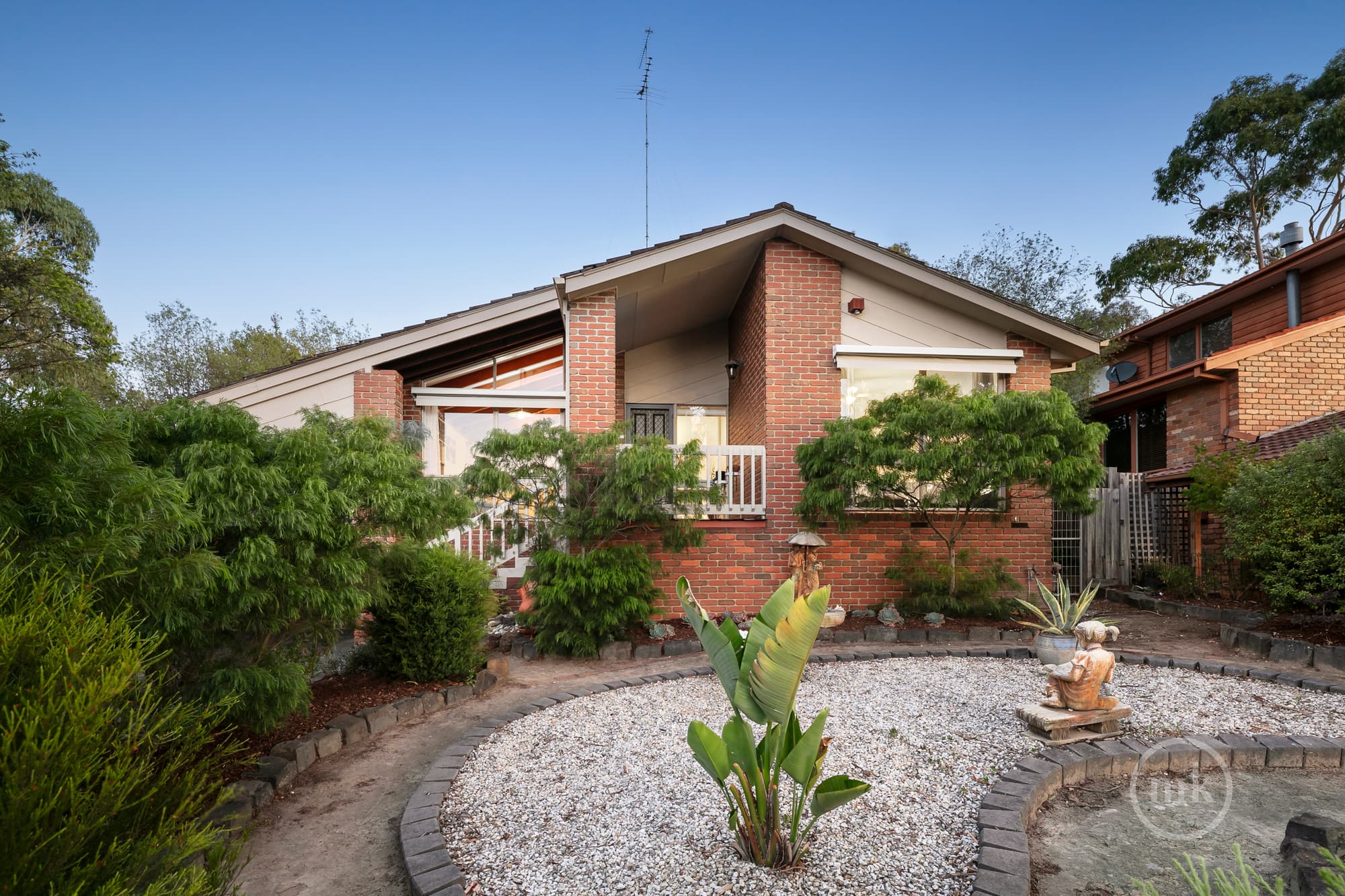 Greensborough, Greensborough - Thumbnail 2
