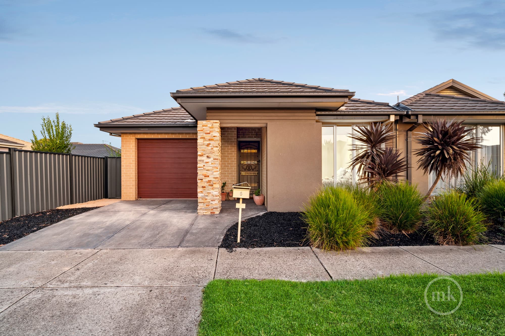 Mernda, Mernda - Thumbnail 2