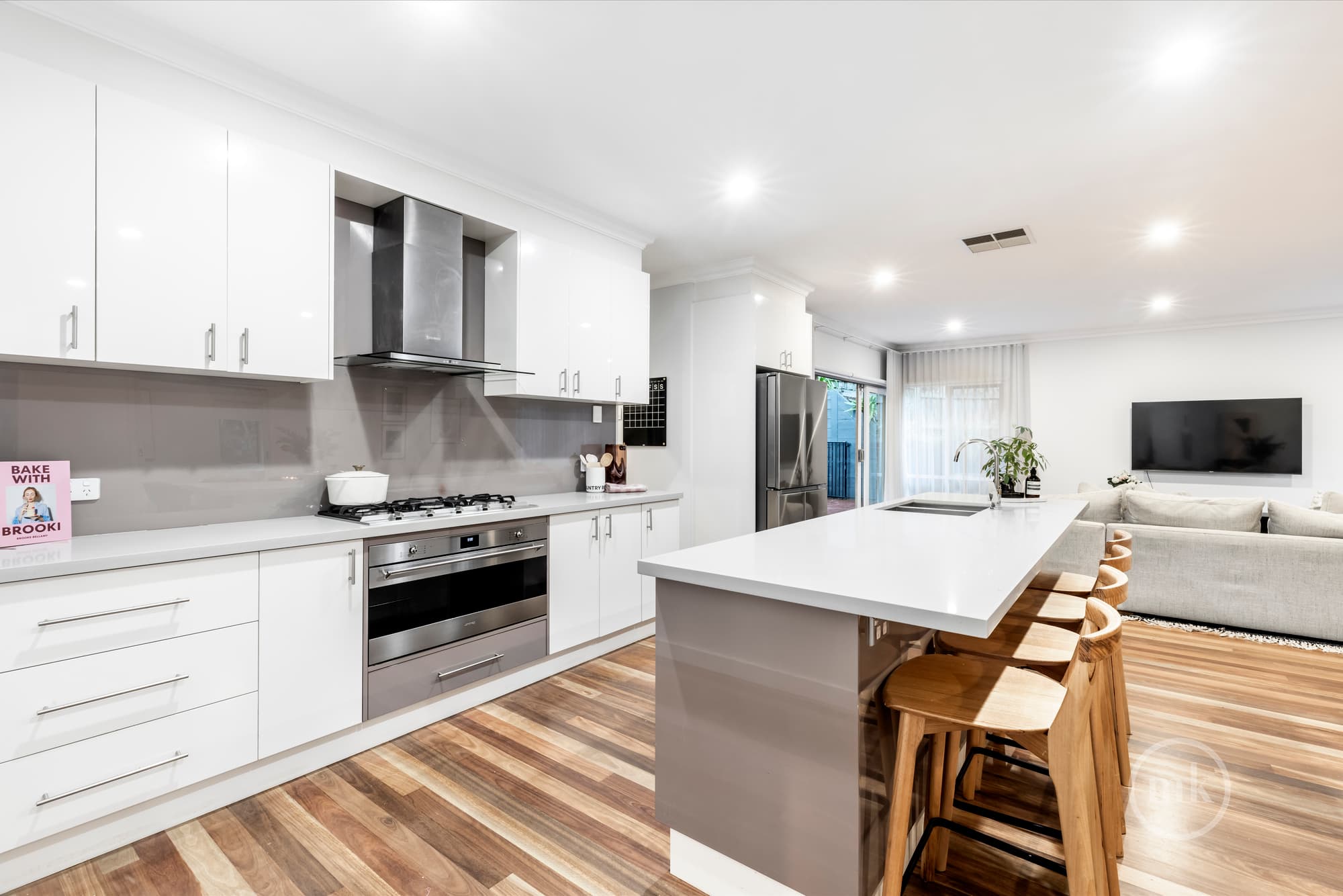 Greensborough, Greensborough - Thumbnail 6