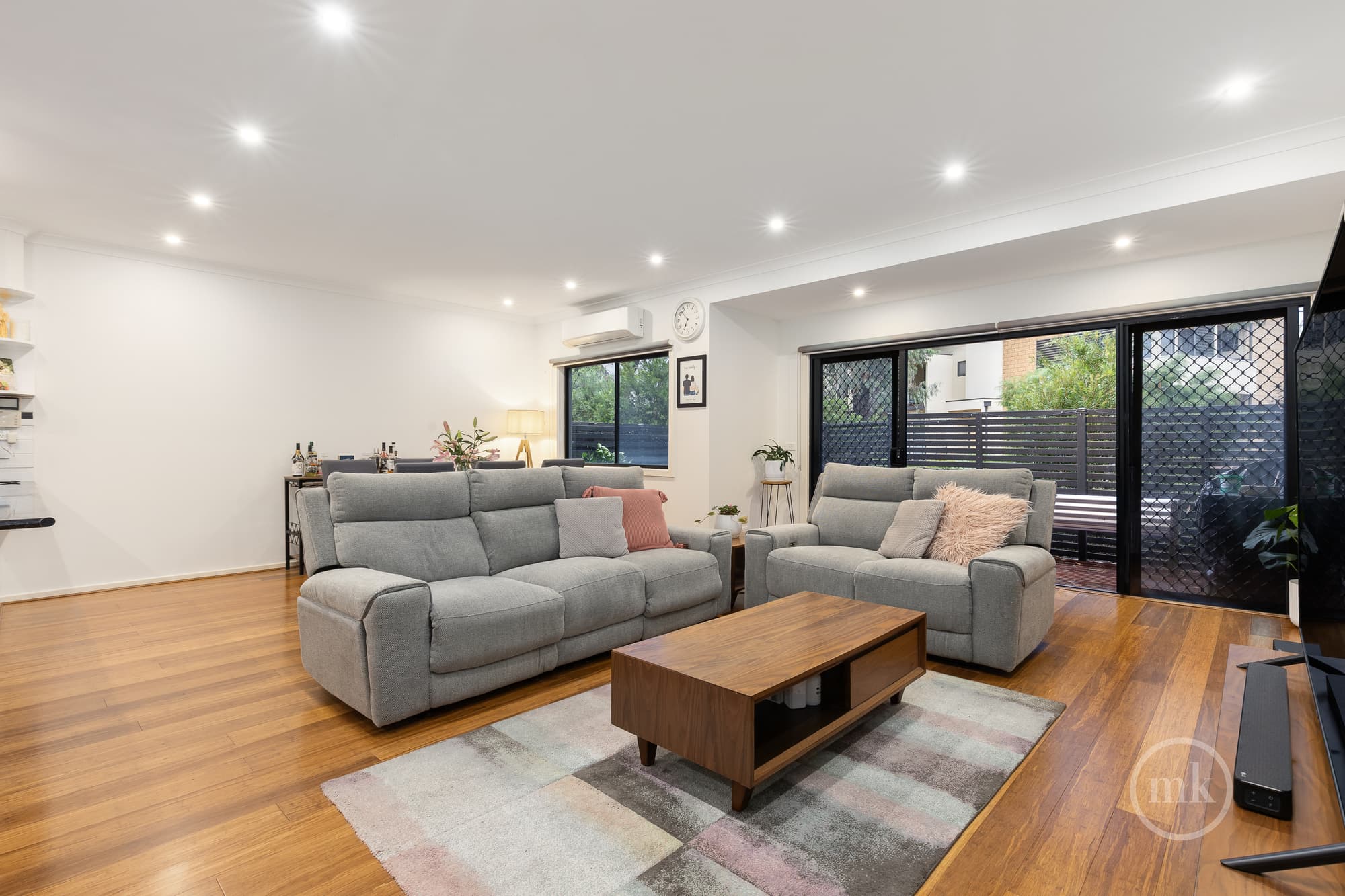 20 Diamond Boulevard, Greensborough, Greensborough - Thumbnail 5