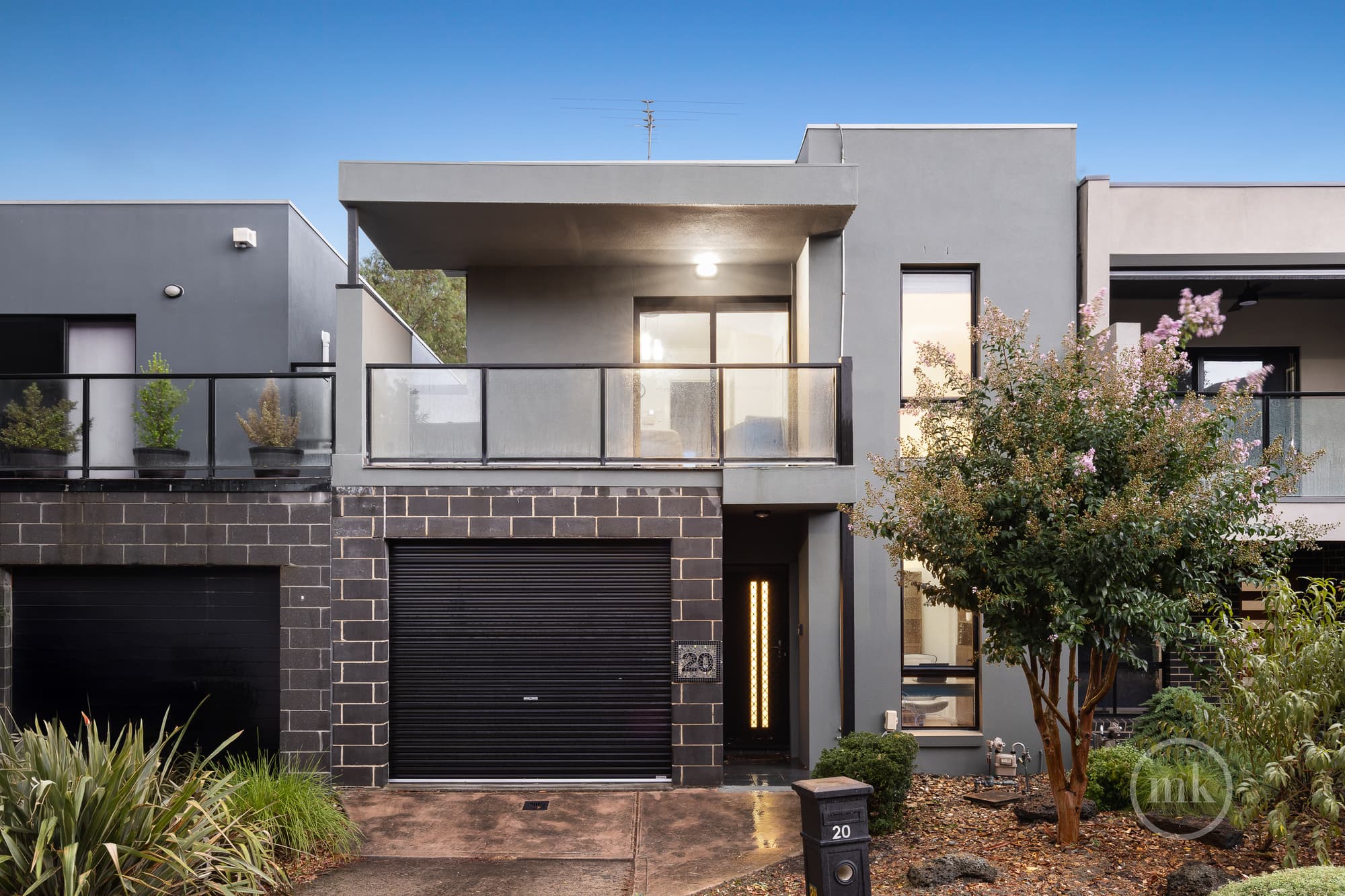 20 Diamond Boulevard, Greensborough, Greensborough - Thumbnail 2