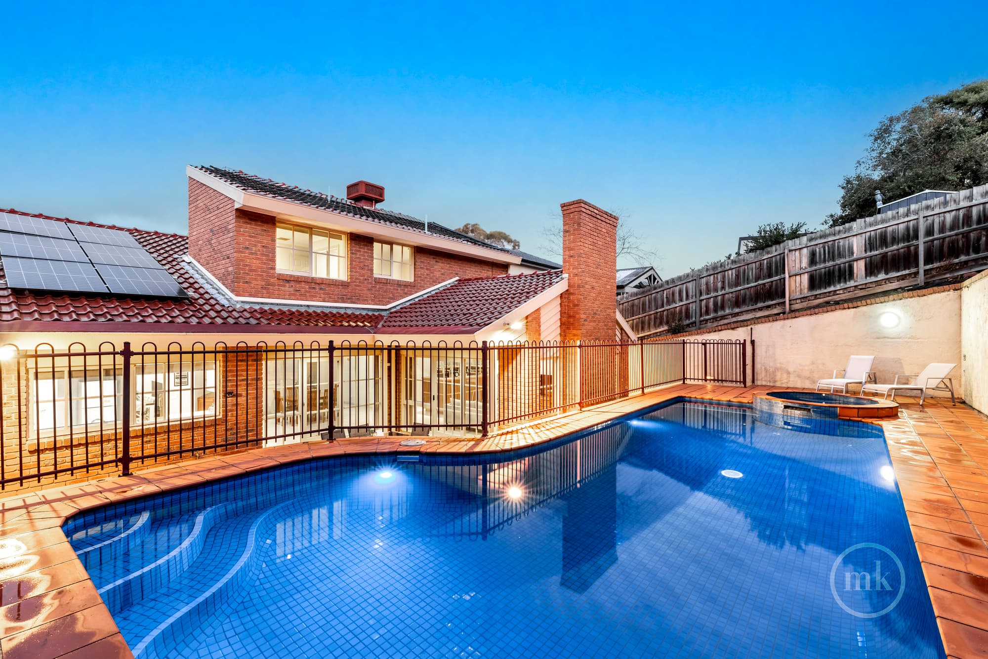 30 Manatunga Circuit, Greensborough, Greensborough - Thumbnail 3