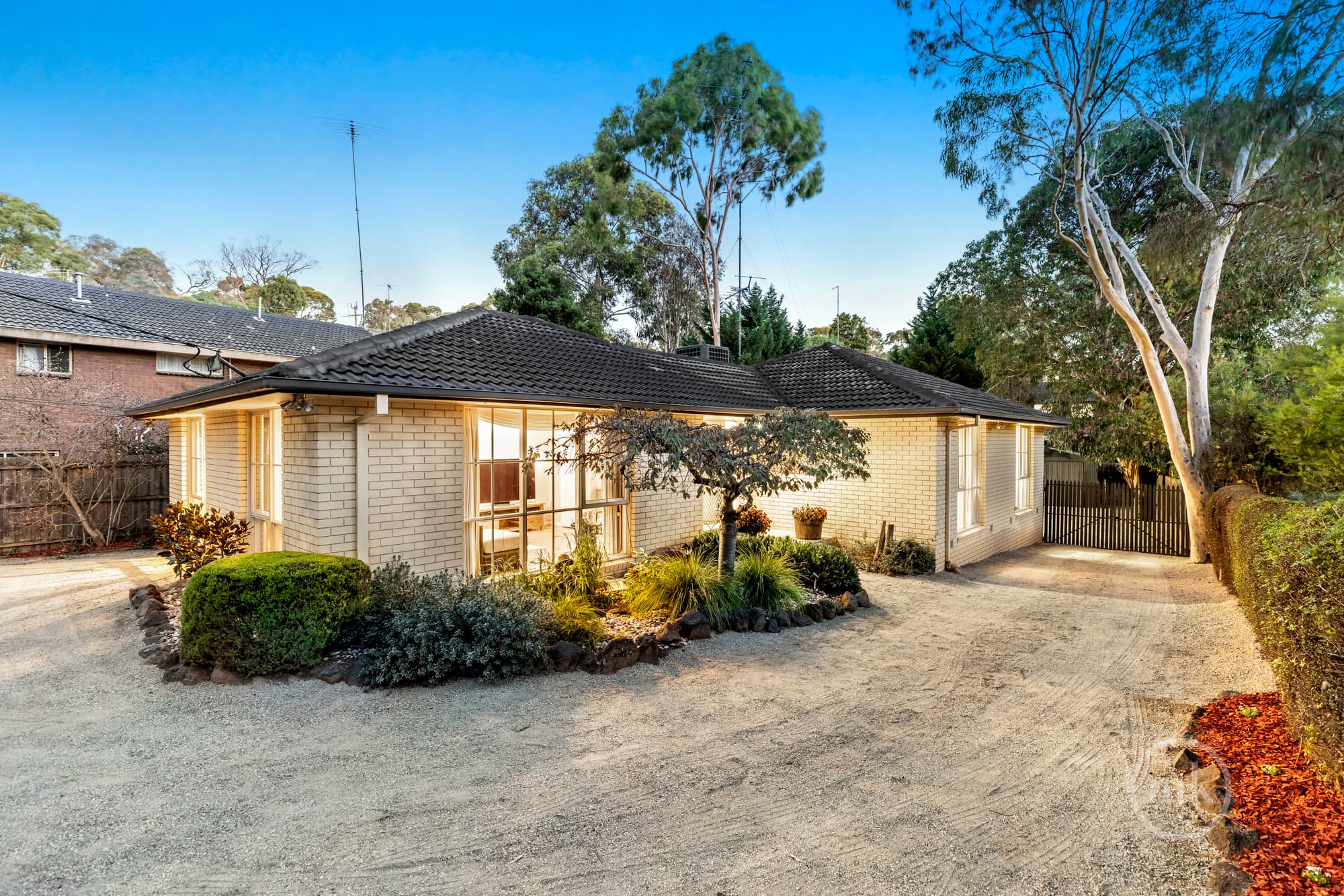 Greensborough, Greensborough - Thumbnail 2