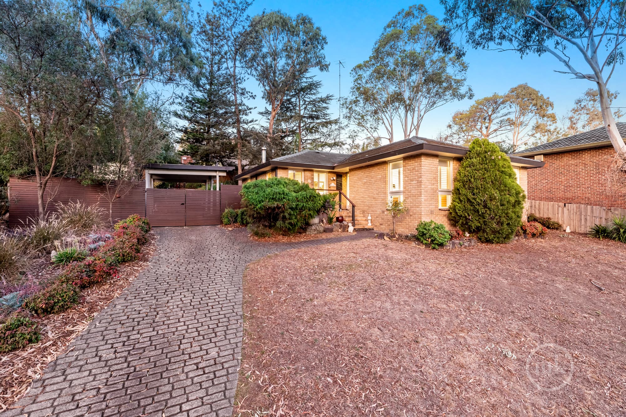 Greensborough, Greensborough - Thumbnail 2