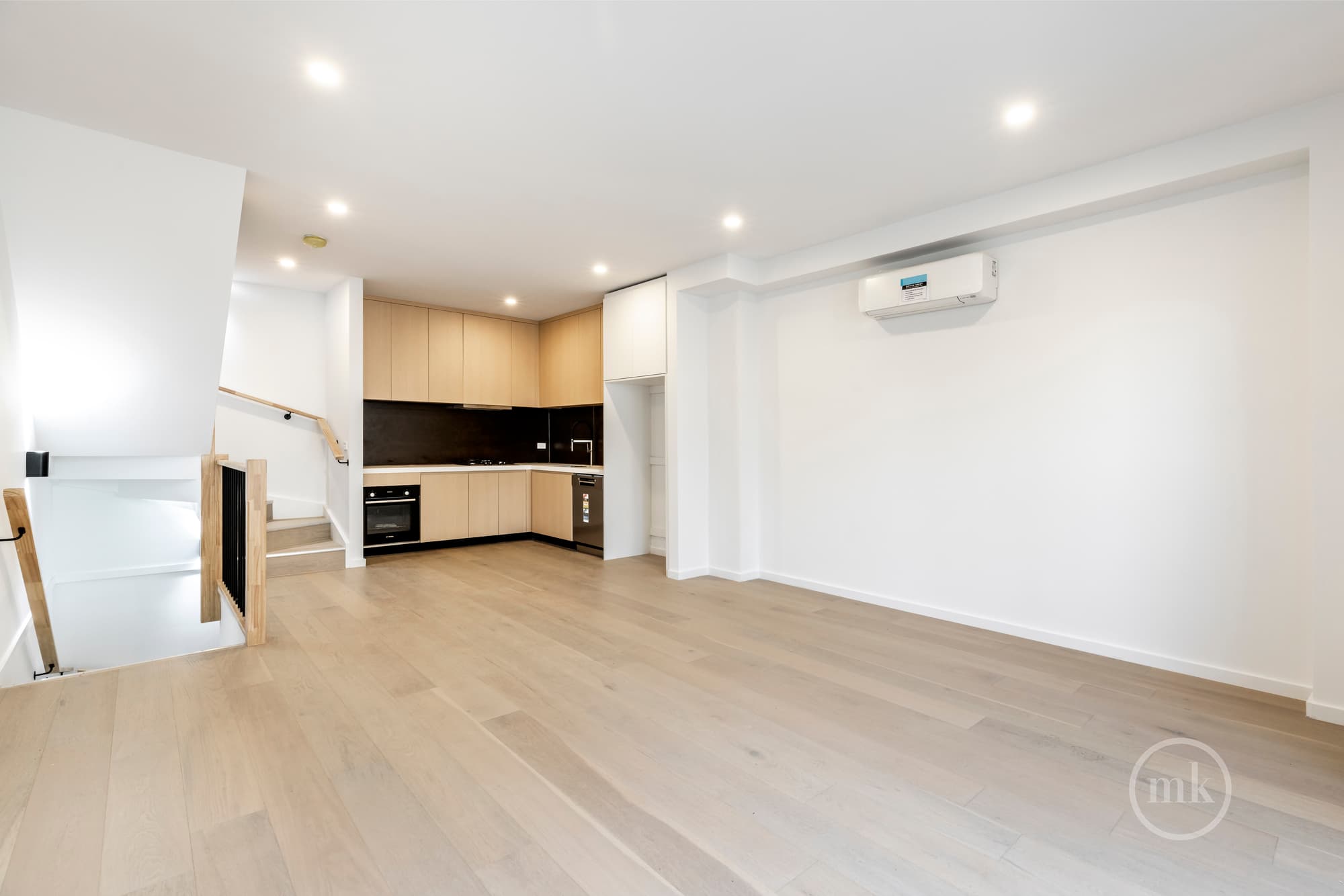 2/48 Mcdowell Street, Greensborough, Greensborough - Thumbnail 4