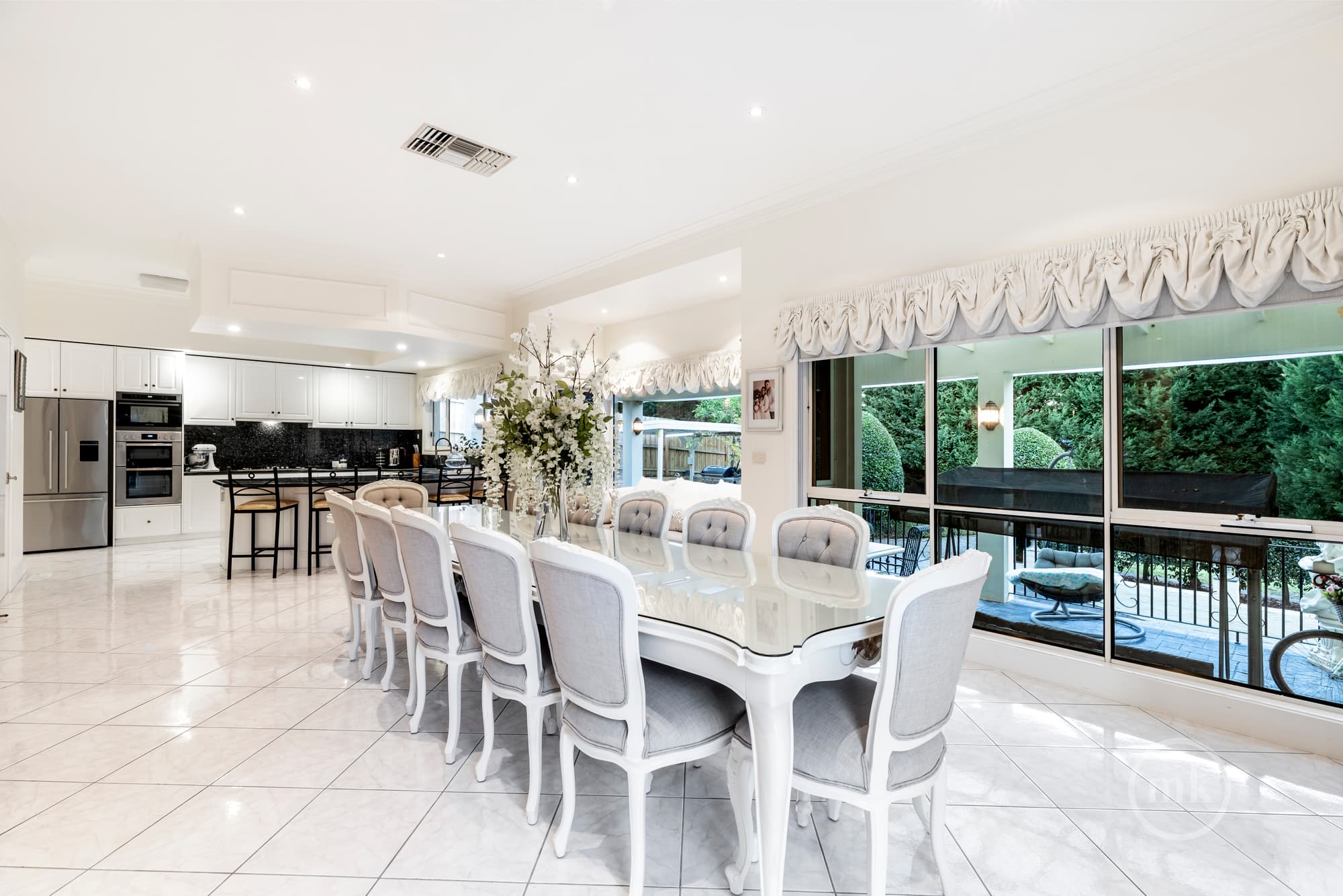 Greensborough, Greensborough - Thumbnail 5