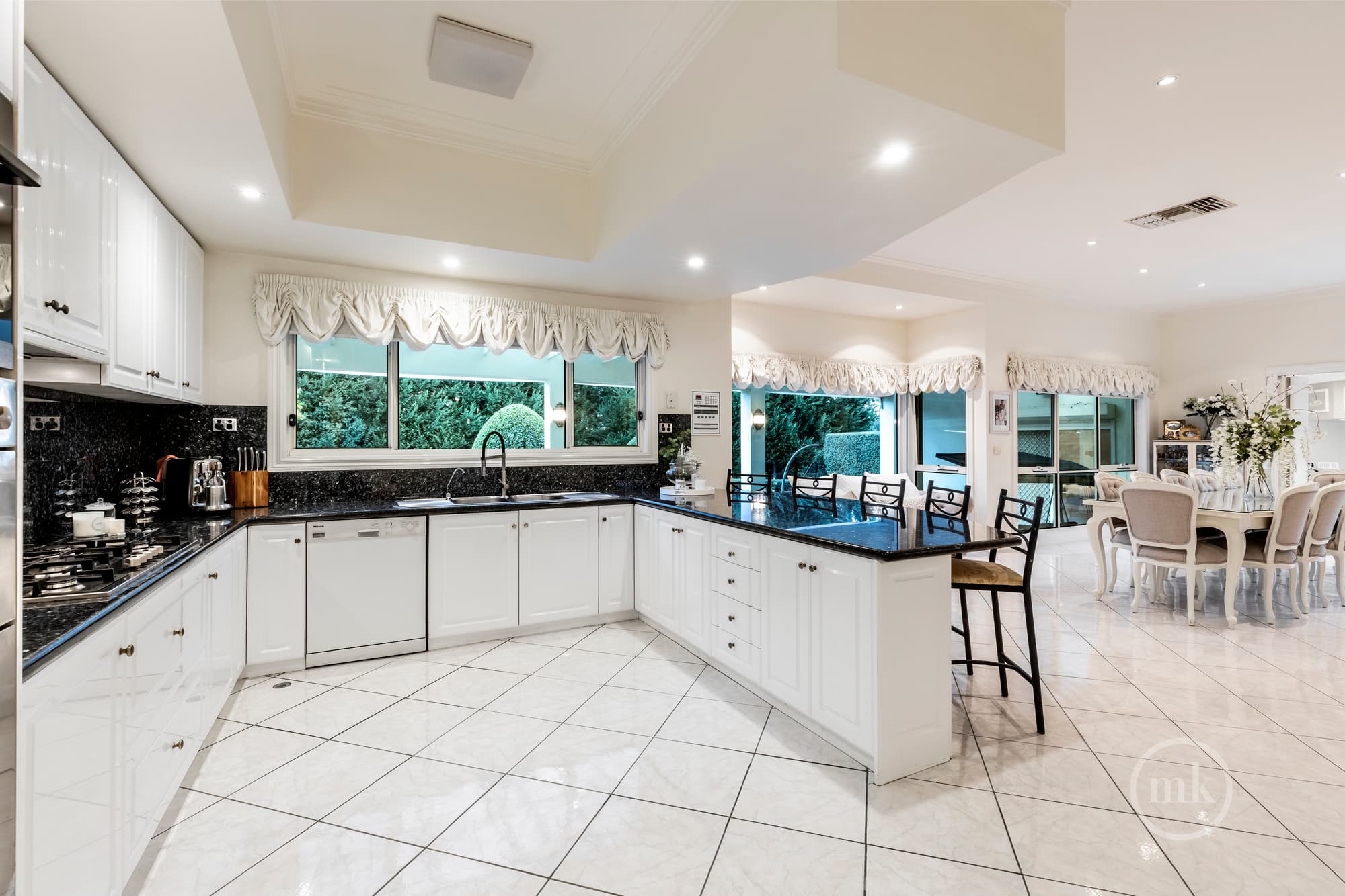 Greensborough, Greensborough - Thumbnail 7