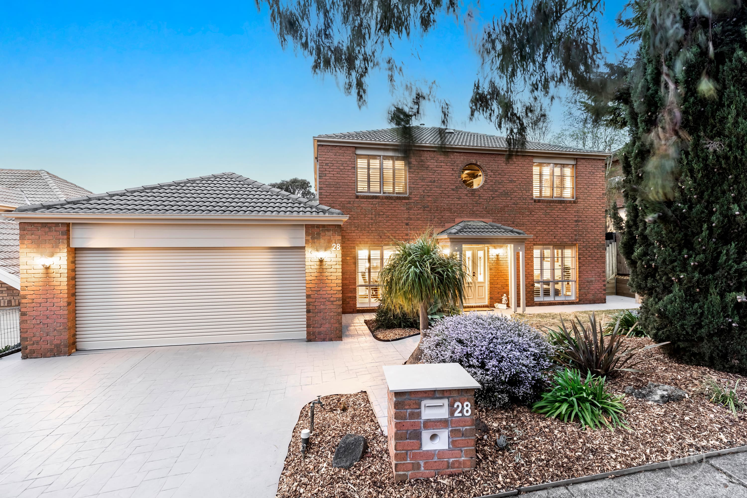 Greensborough, Greensborough - Thumbnail 2